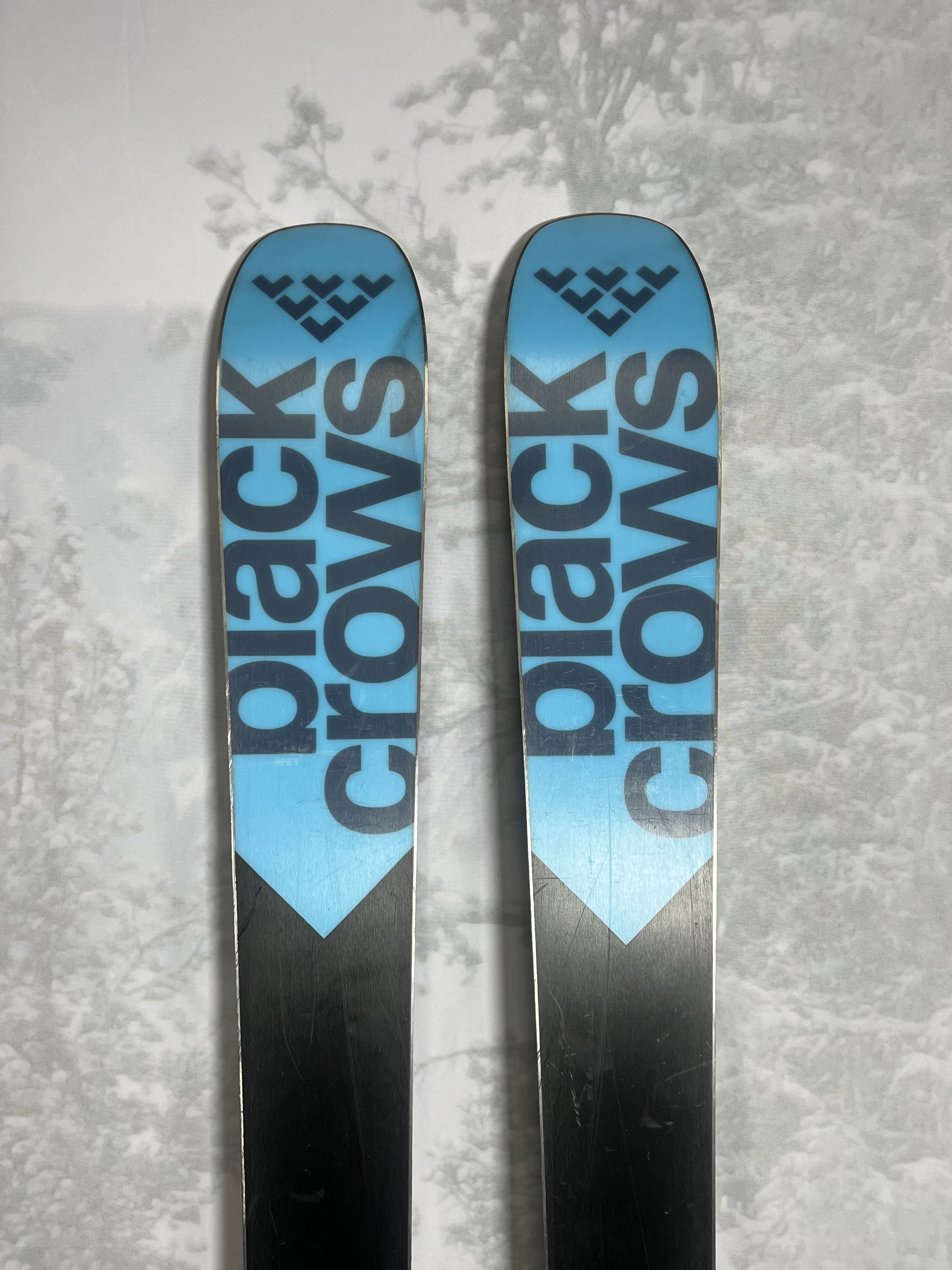 Used Black Crow Serpo 2025 Ski 180cm w/ Tyrolia Attack 13 Bindings