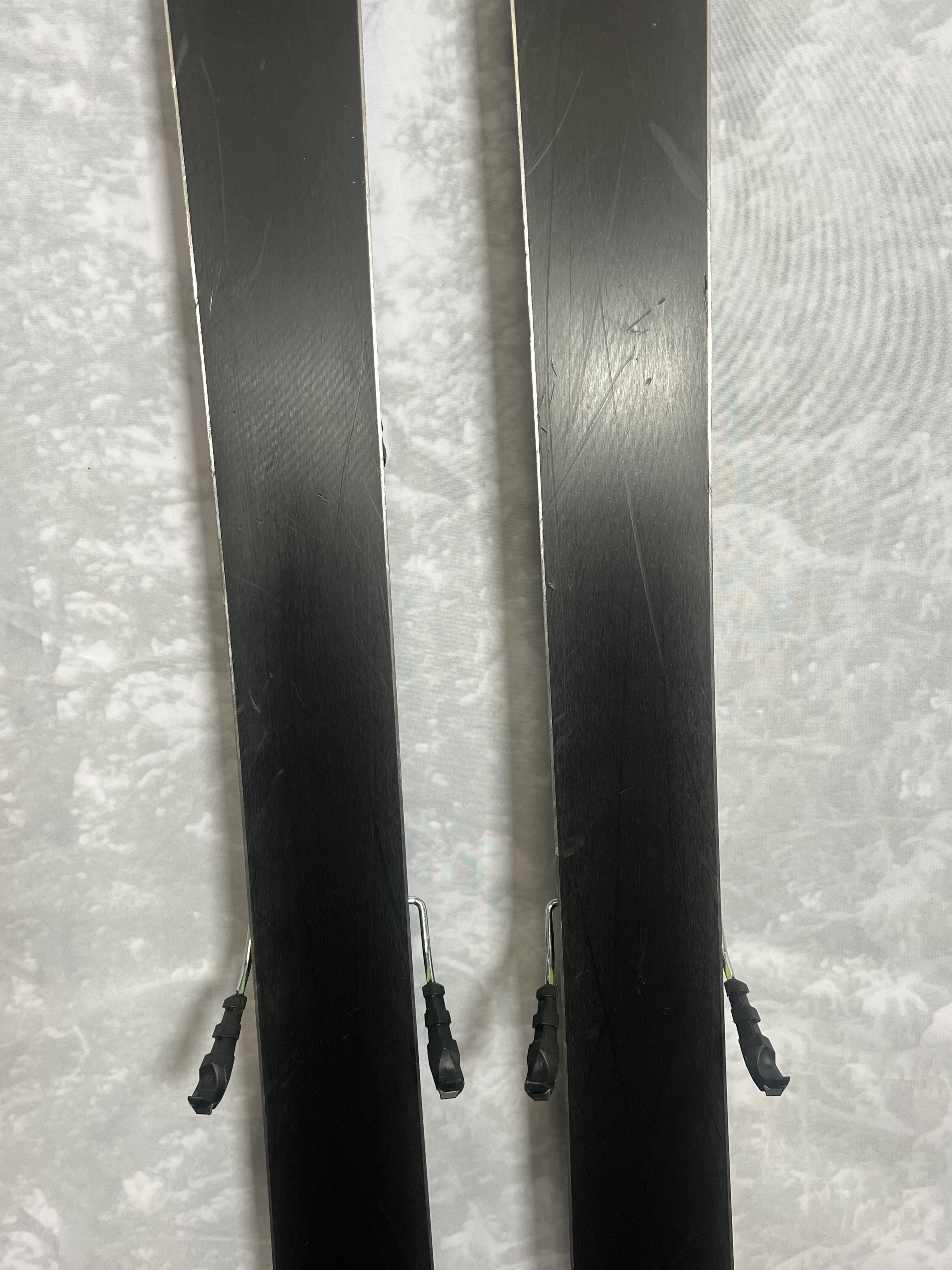 Used Black Crow Serpo 2025 Ski 180cm w/ Tyrolia Attack 13 Bindings