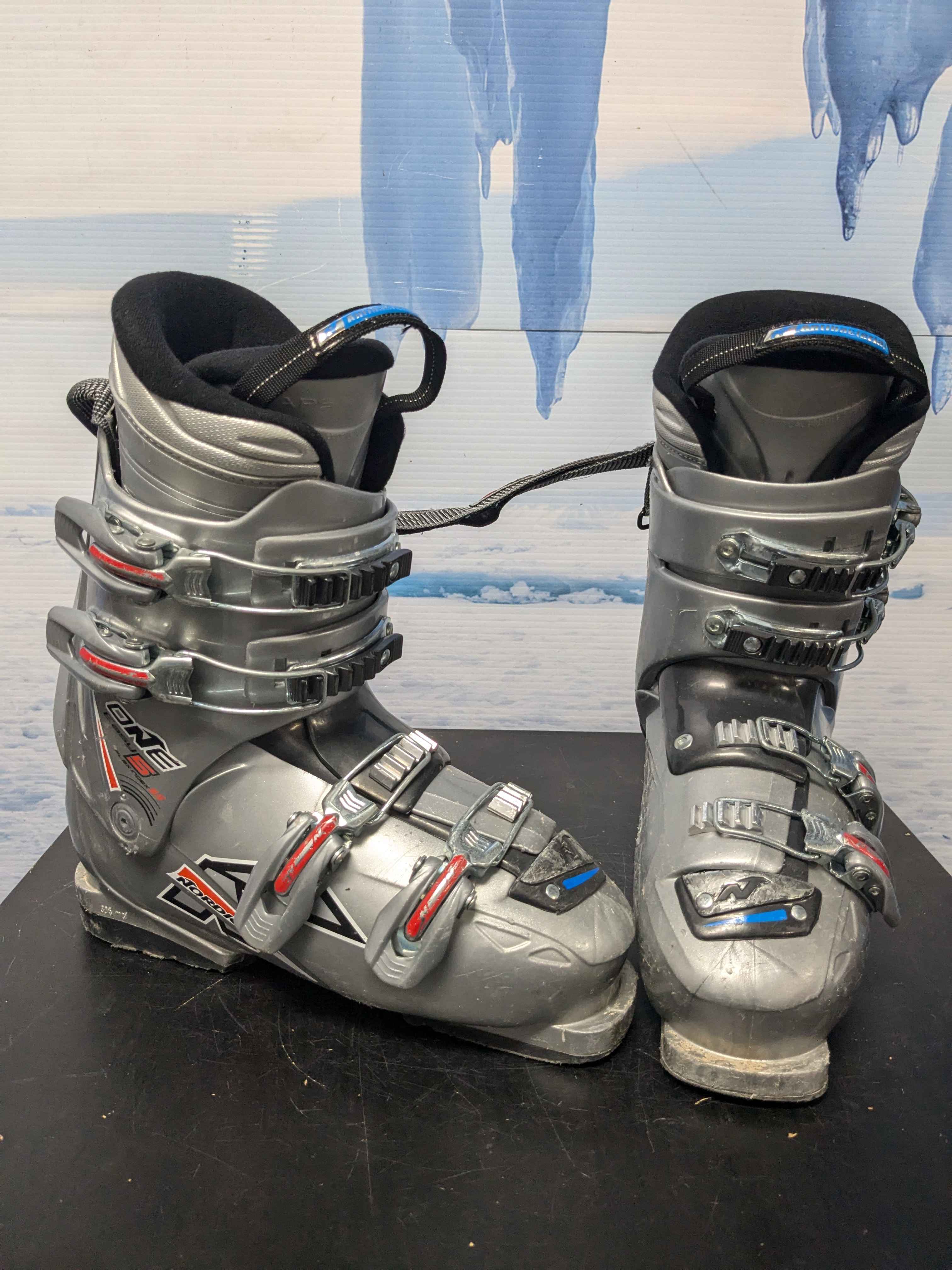 Used Nordica One Easy 5 Ski Boot 26.0MP