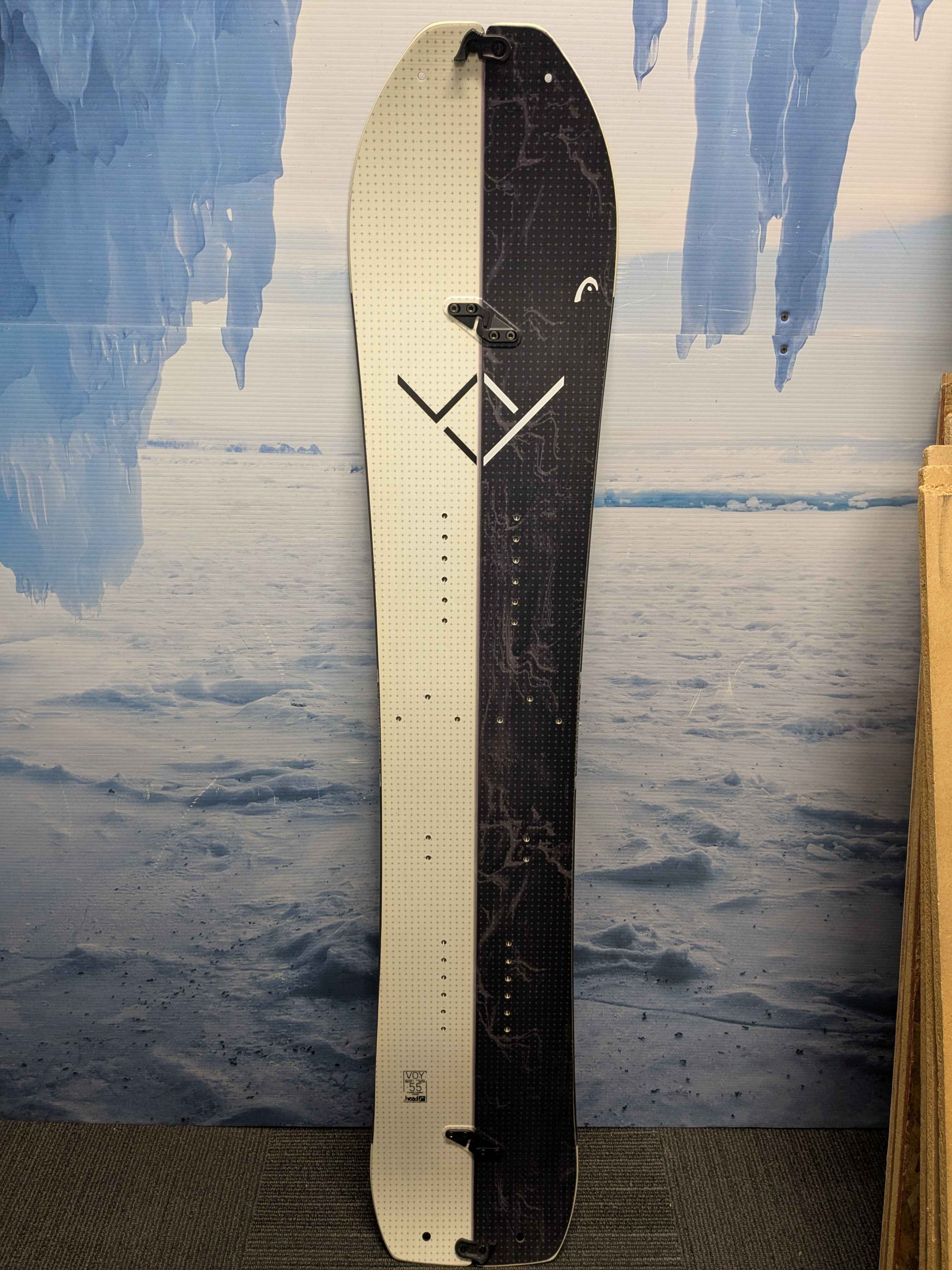 New Head Voy 155CM Splitboard(Display Board) Small Scuffs W/ Skins
