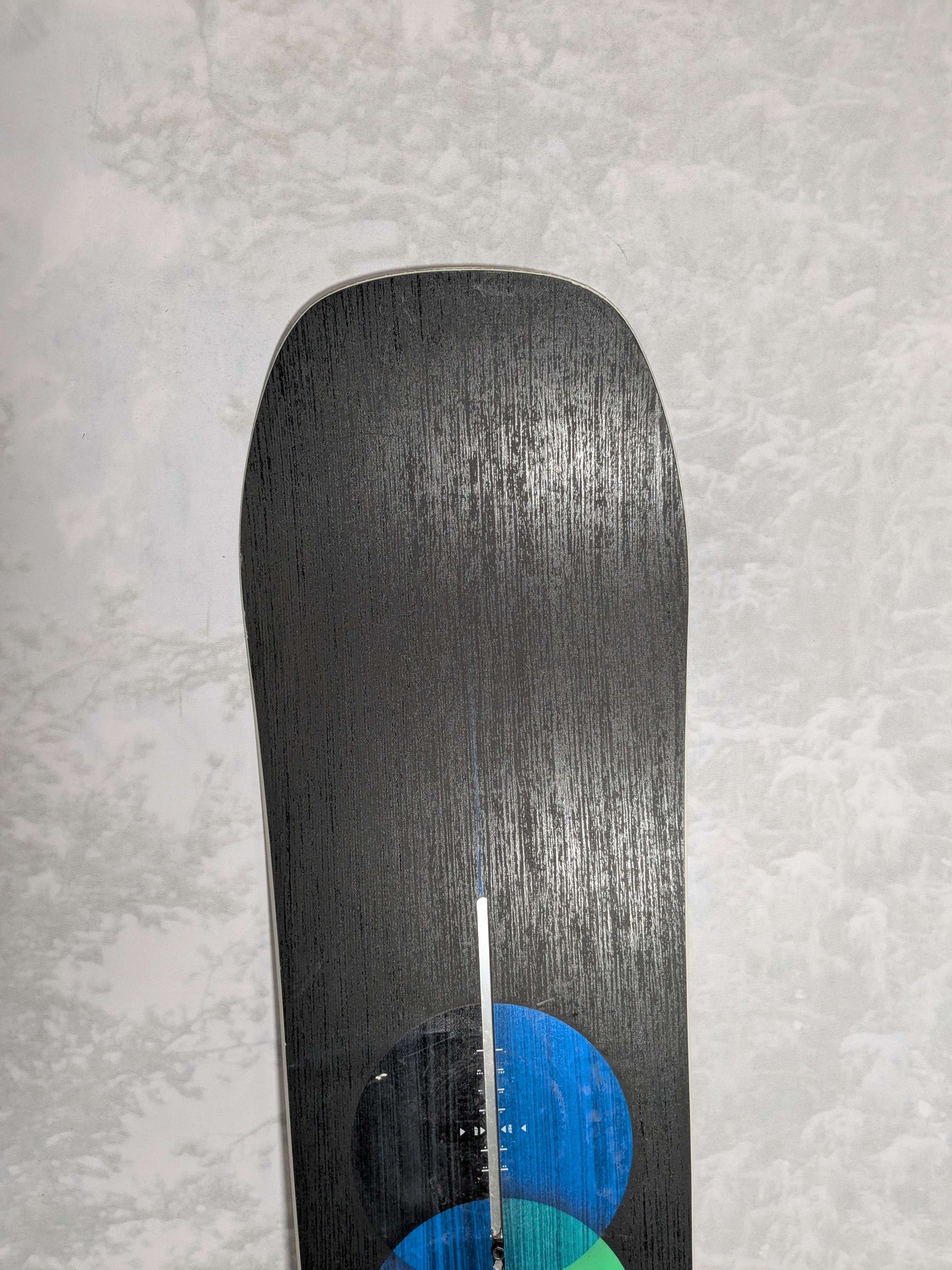 Used 2025 Burton Custom 162cm Snowboard