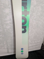 Used 2025 Burton Custom 162cm Snowboard