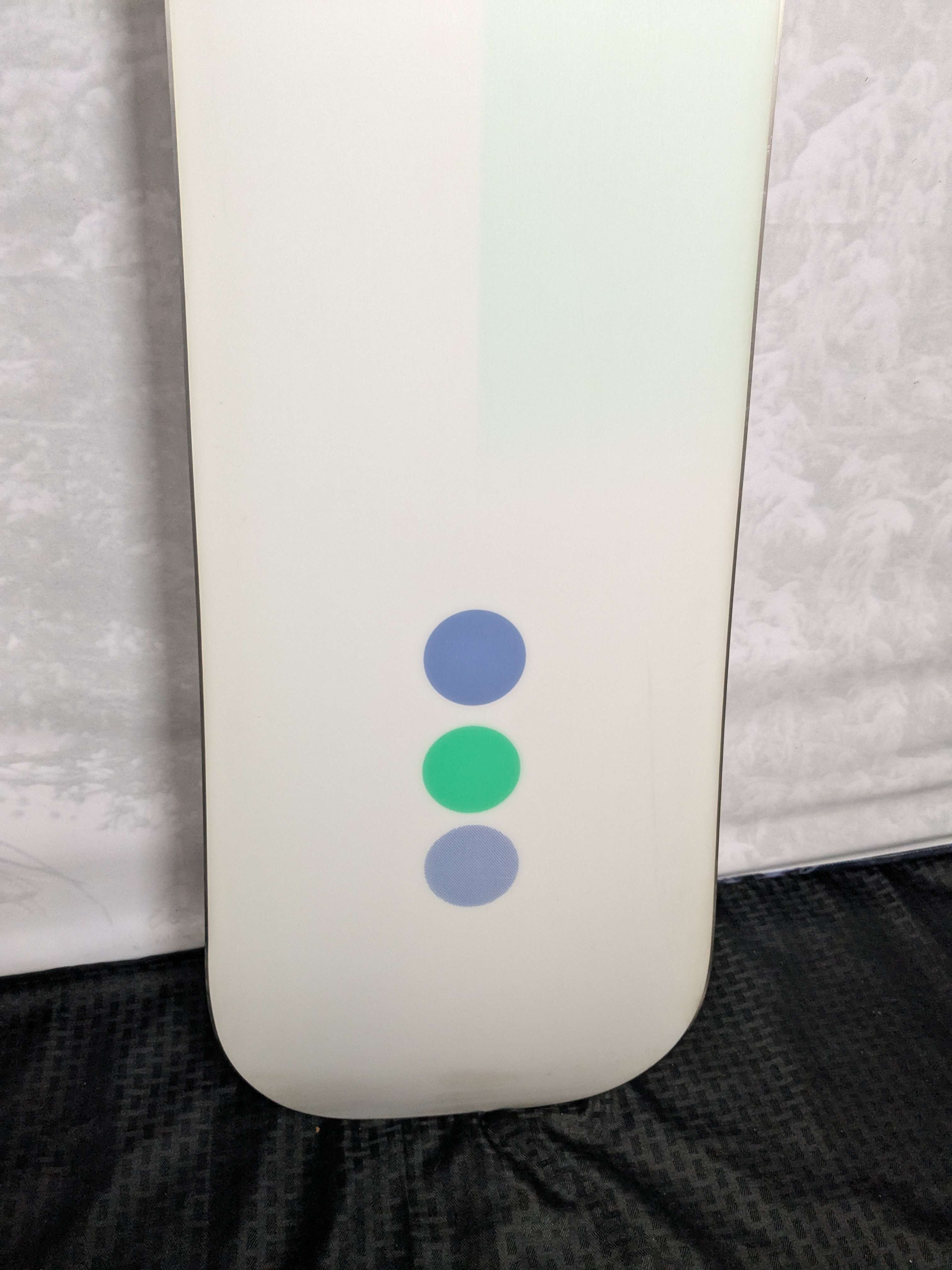 Used 2025 Burton Custom 162cm Snowboard