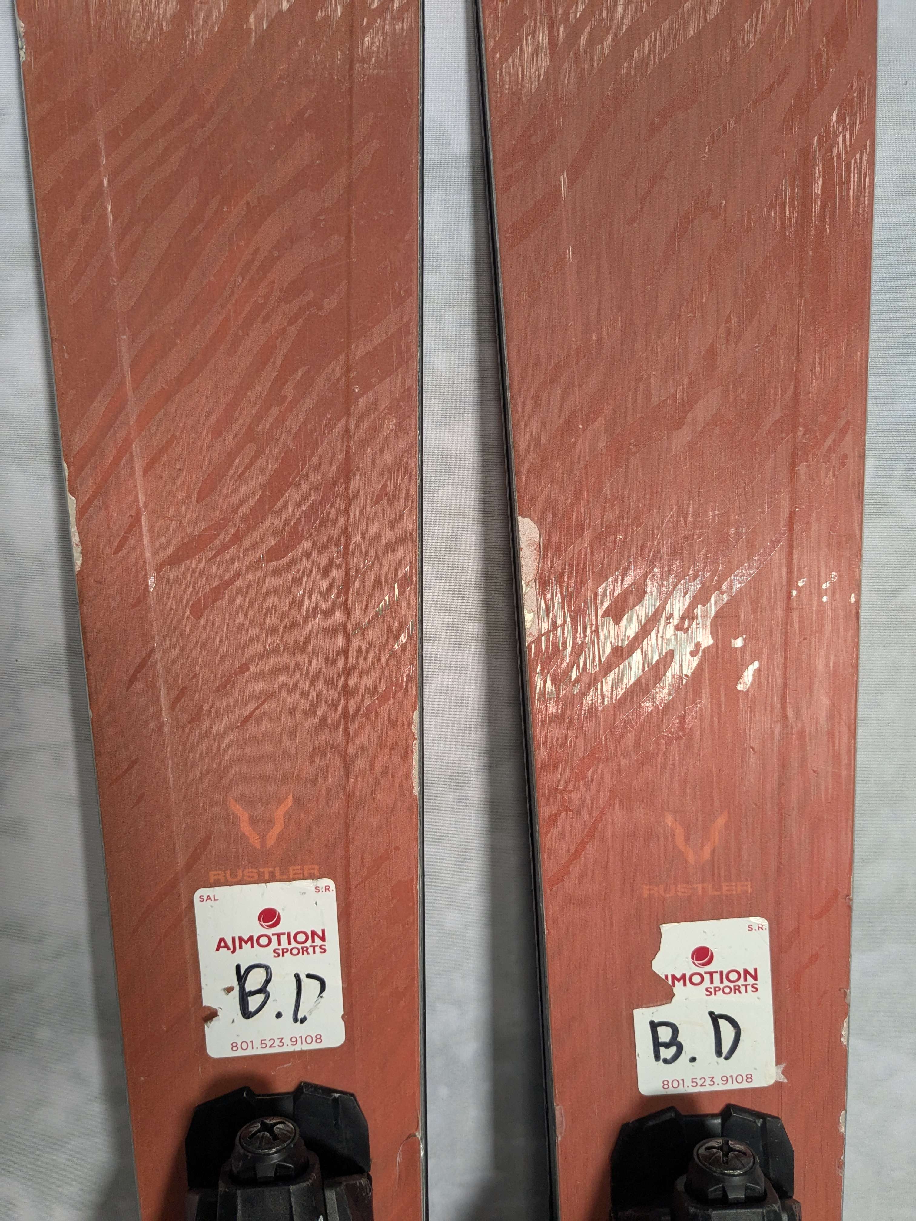 Used 2025 Blizzard Rustler 9 skis- 168cm w/ Salomon Strive 13 Binding