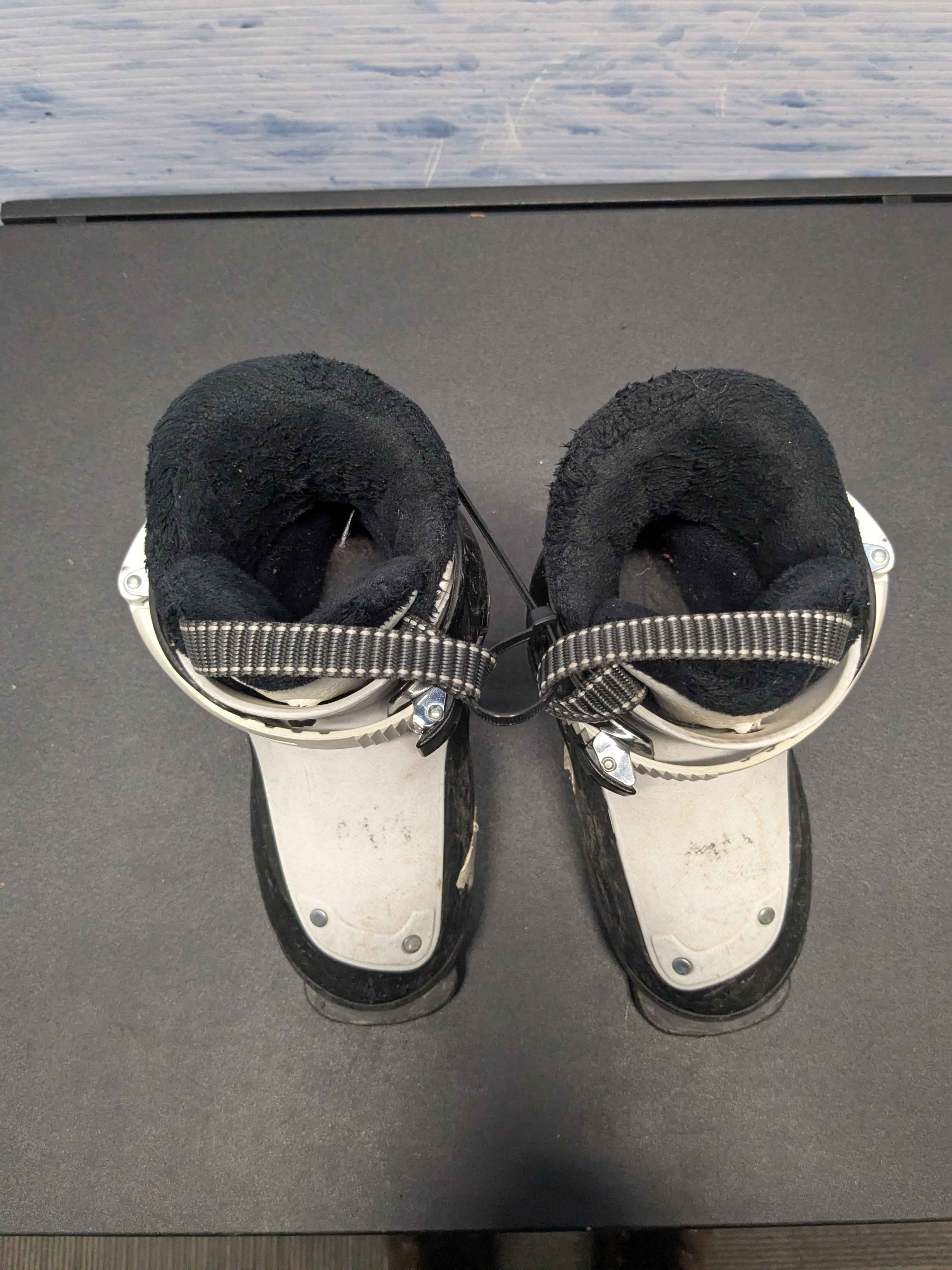 Used Atomic Aj 1 Youth Ski Boot - 17MP