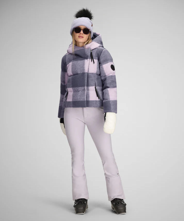 1122225070_S02_MODMERCH.webp