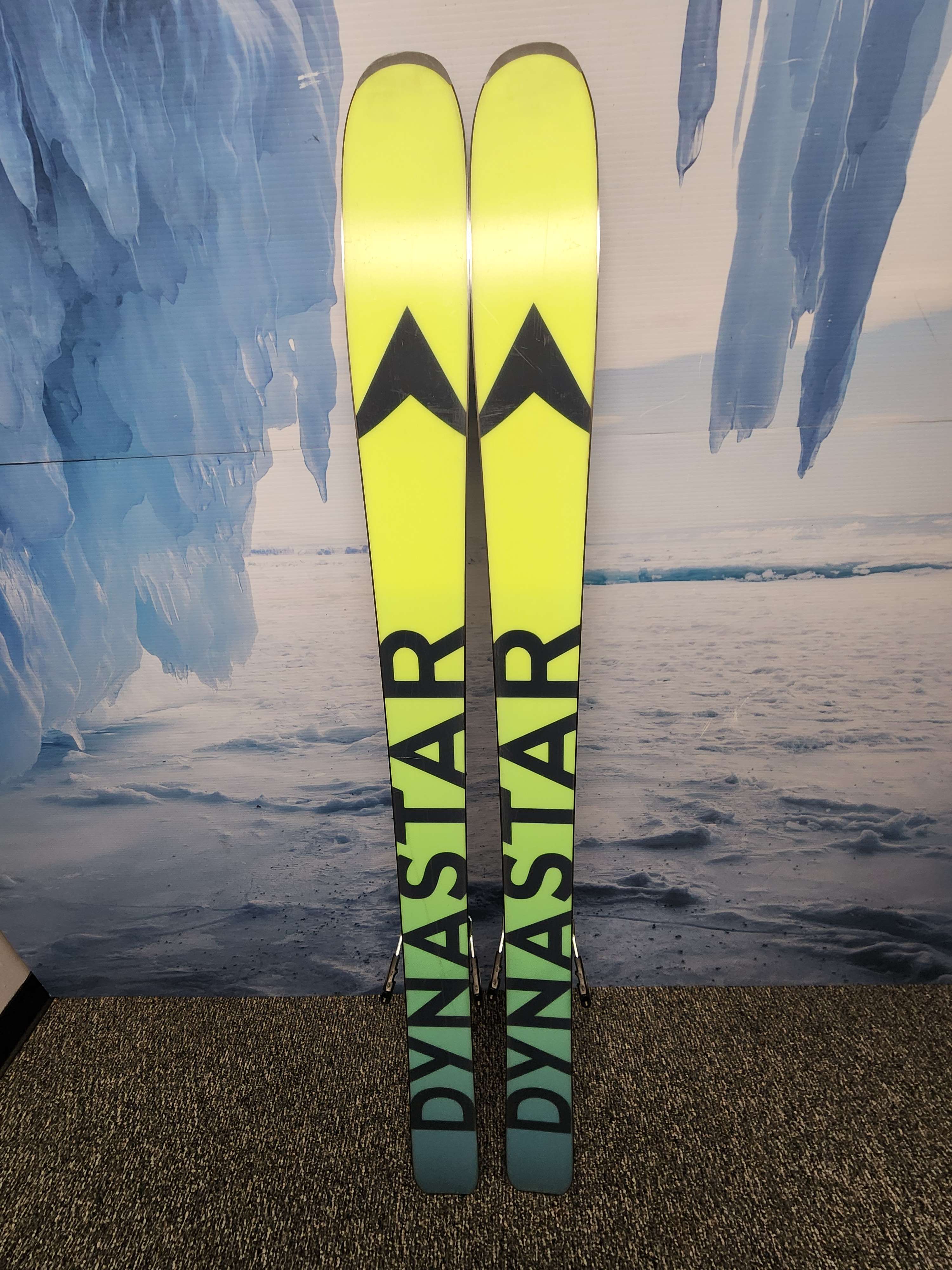 Used Dynastar M-Pro 99 Ski 162cm w/ Atomic Strive 13 Bindings