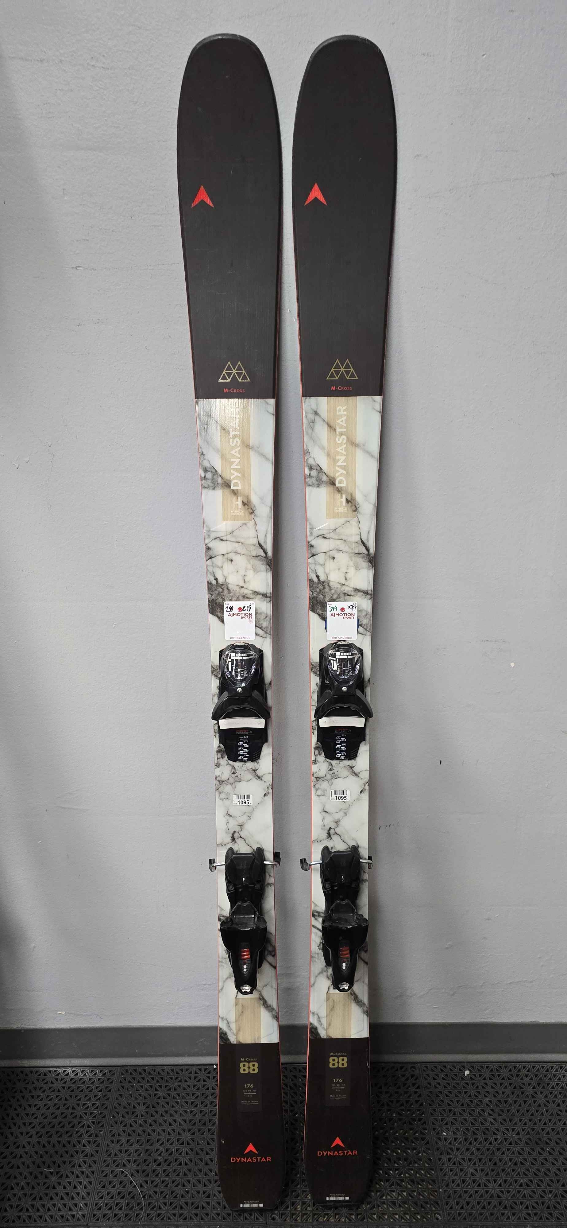 Used Dynastar M-Cross88 Ski 176cm w/ Look Konect 12