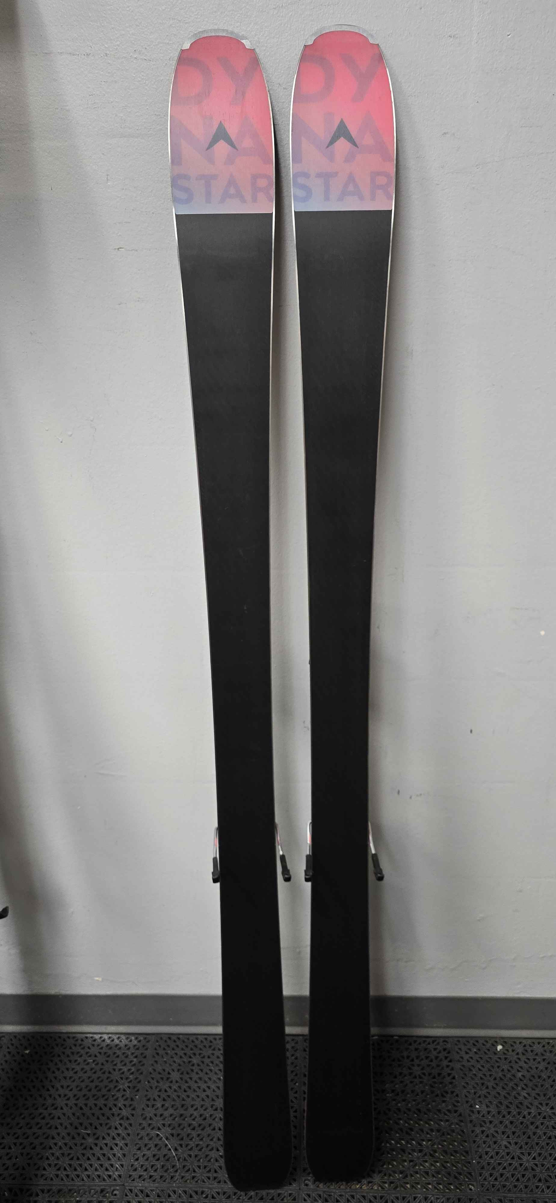 Used Dynastar M-Cross88 Ski 176cm w/ Look Konect 12