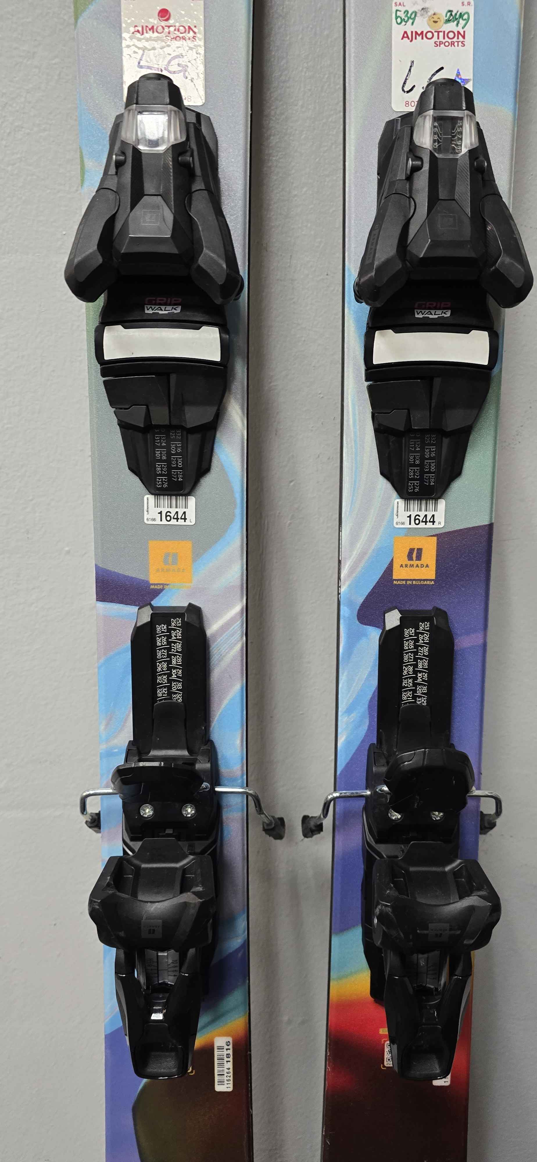 Used Armada ARV 94 171cm w/ Armada Strive 11 Adjustable bindings