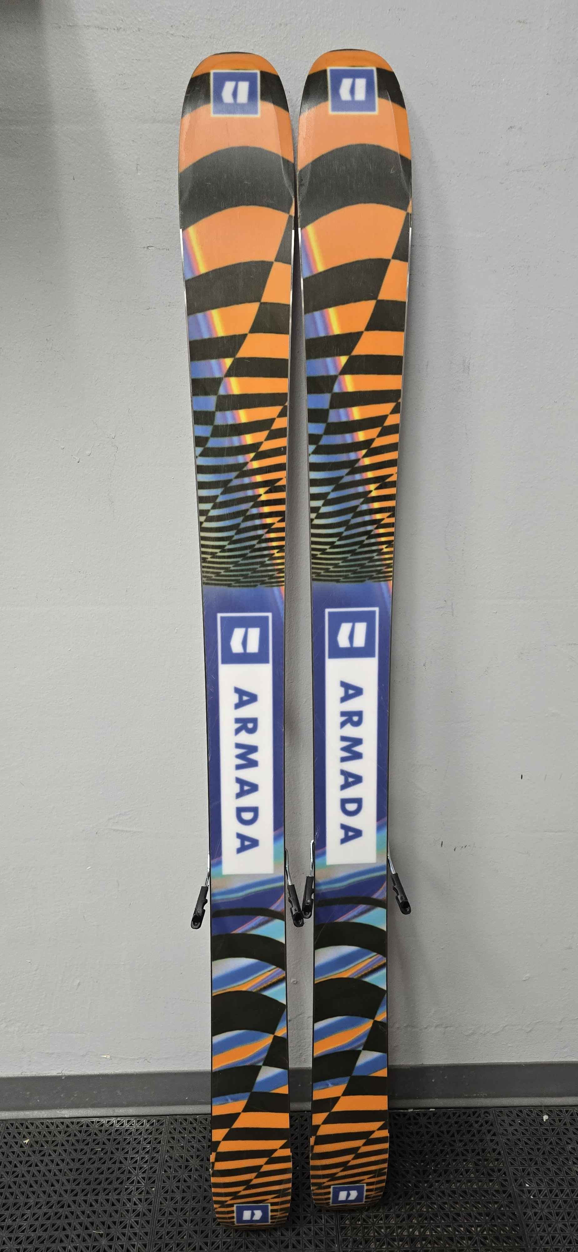 Used Armada ARV 106 172cm w/ Armada Strive 13 Demo Bindings