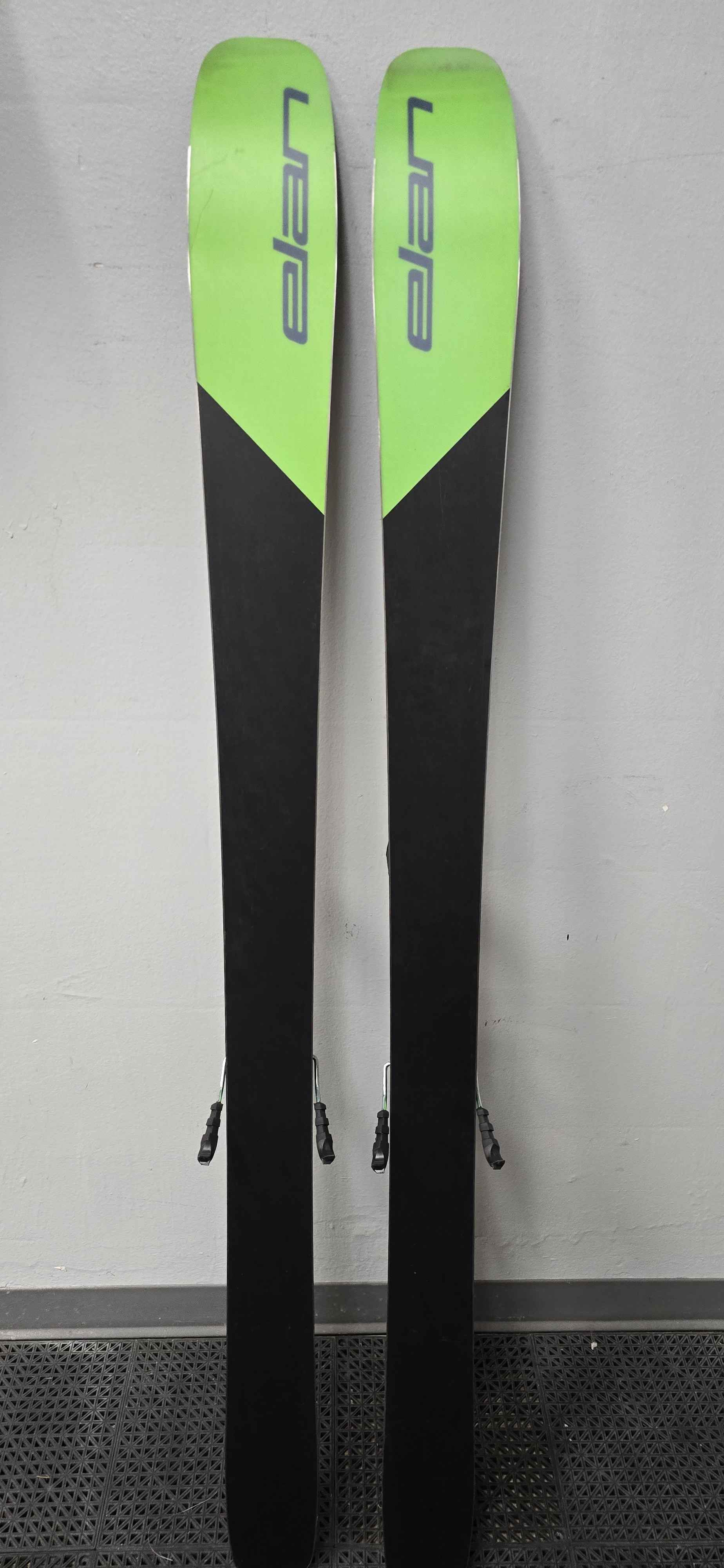 Used Elan Ripstick 96 172cm Skis w/ Attack 14 Demo Binding