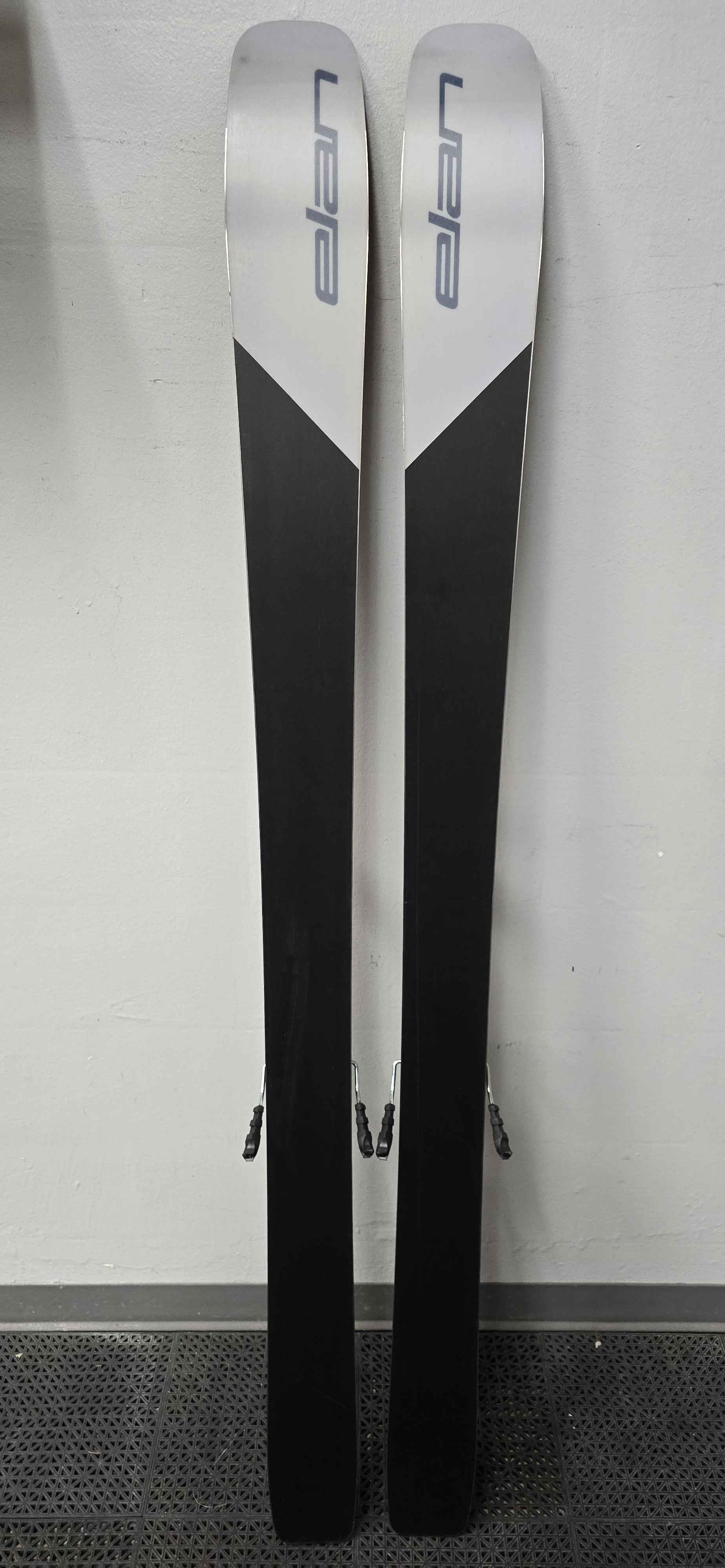 Used Elan Ripstick 106 188cm Skis w/ Attack 14 Demo Binding