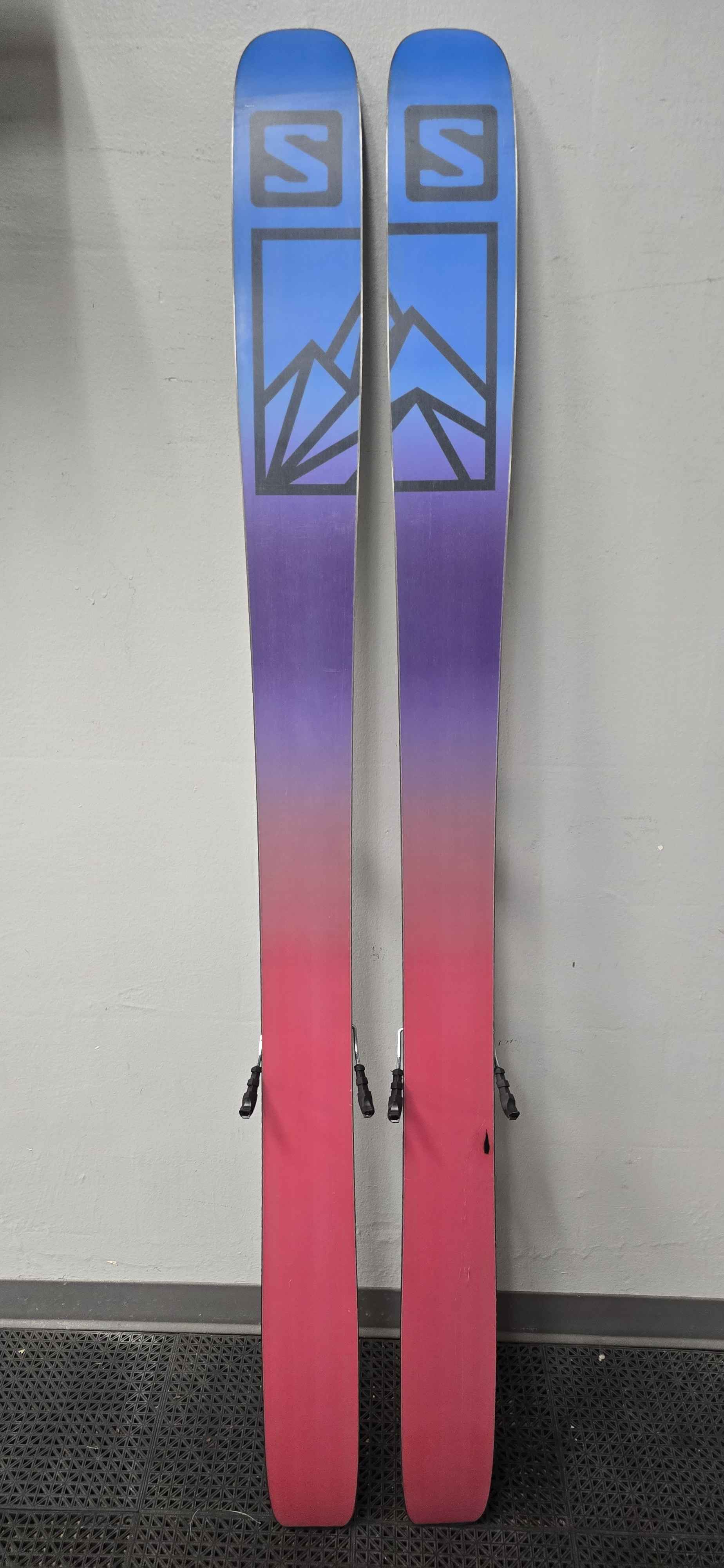 Used Salomon QST BLANK 186cm w/ Tyrolia Attack 14 Adjustable Bindings