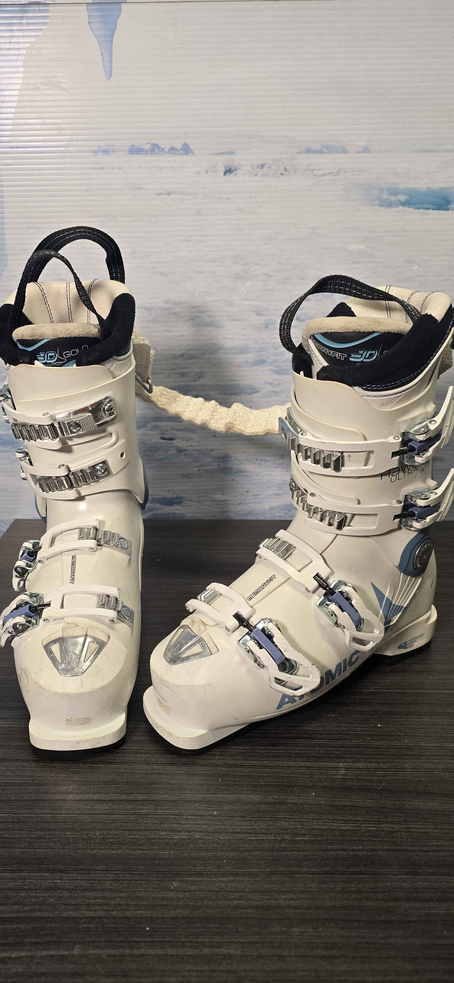 Used Womens Atomic Hawx Ultra 90 25.5MP Ski Boot