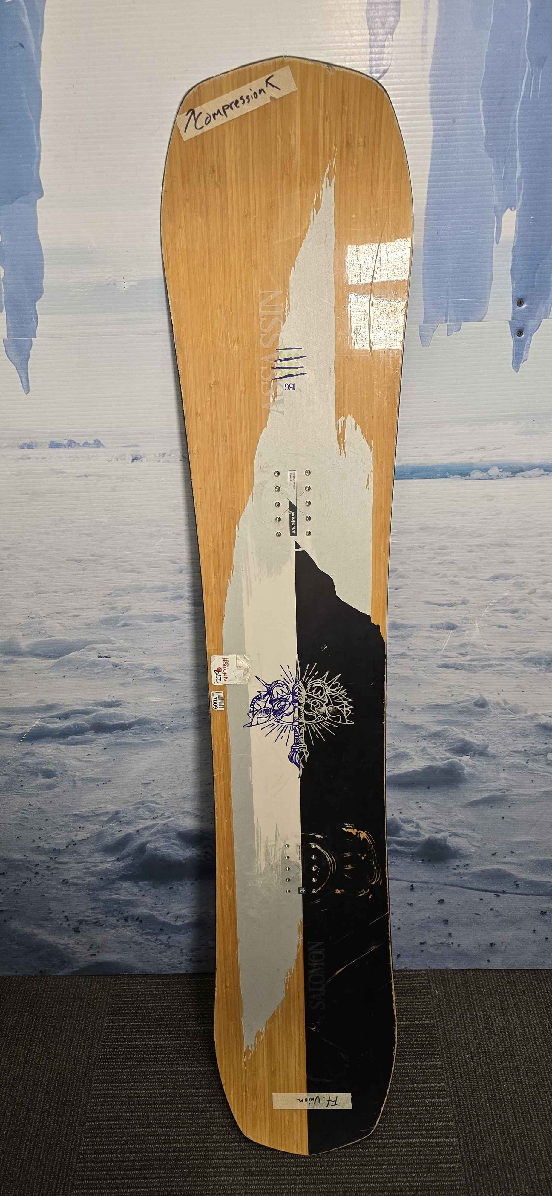 Used Salomon Assassin 156cm Snowboard