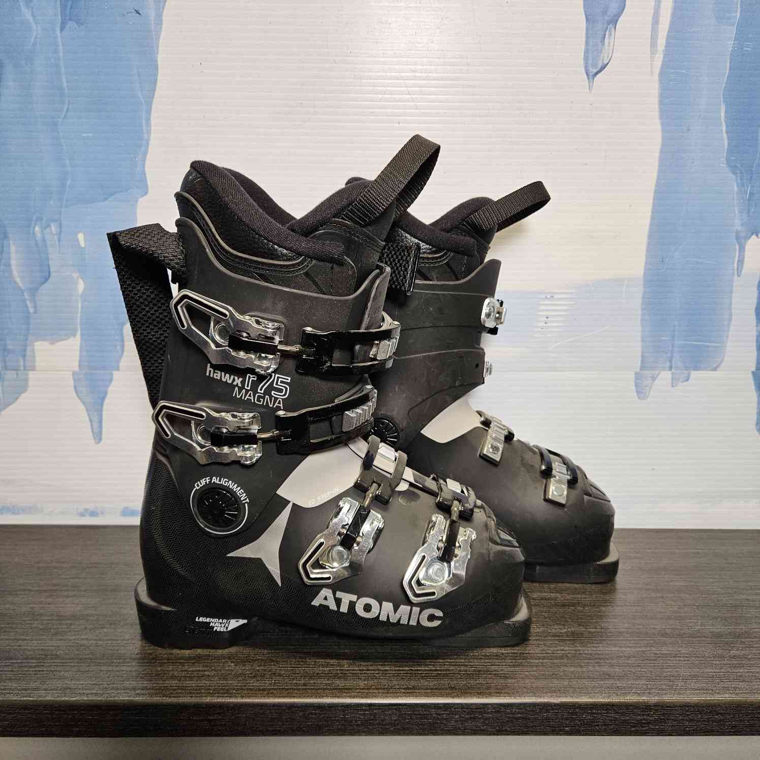 Used Atomic Hawx Magna R75 Ski Boot 23.5MP