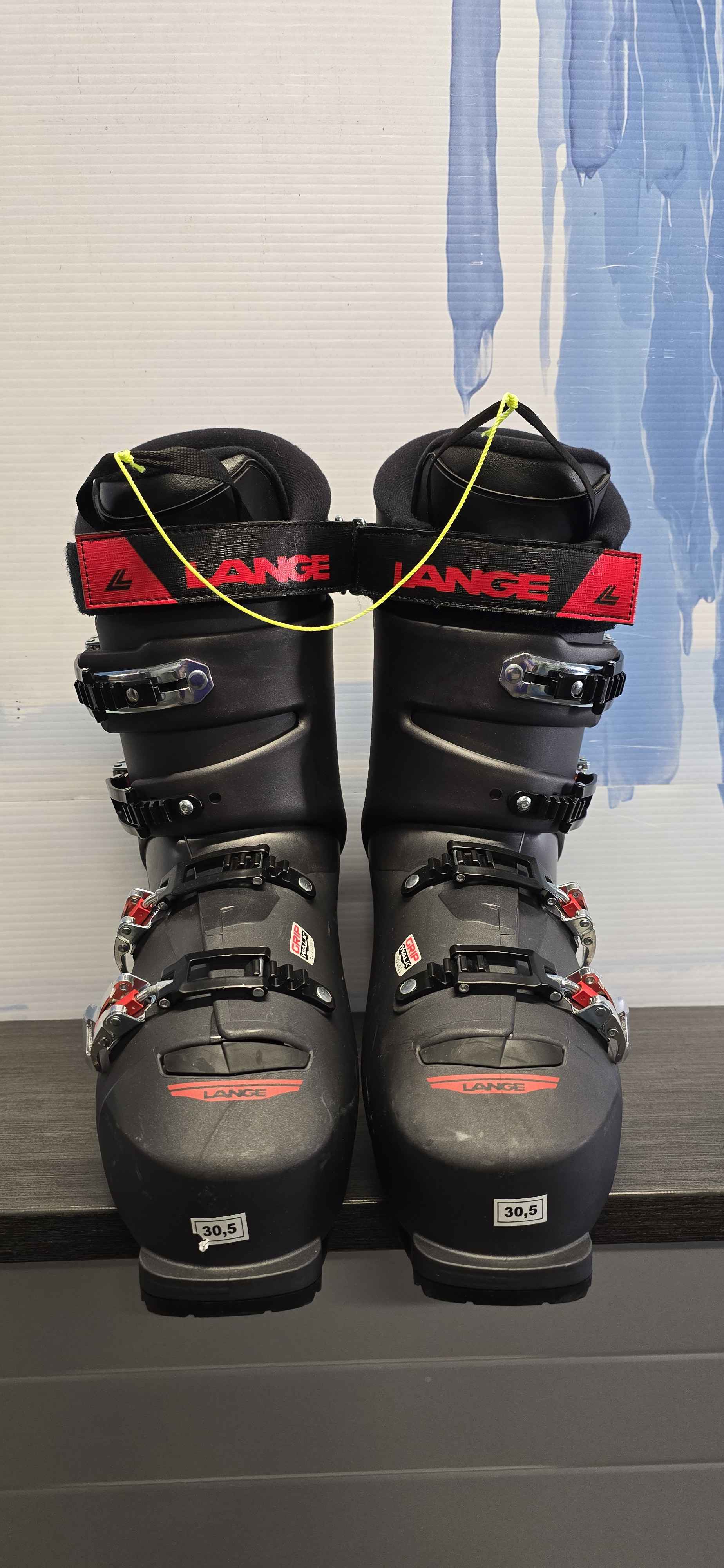 Lightly Used Lange LX 120 HV GW 30.5MP Ski Boot