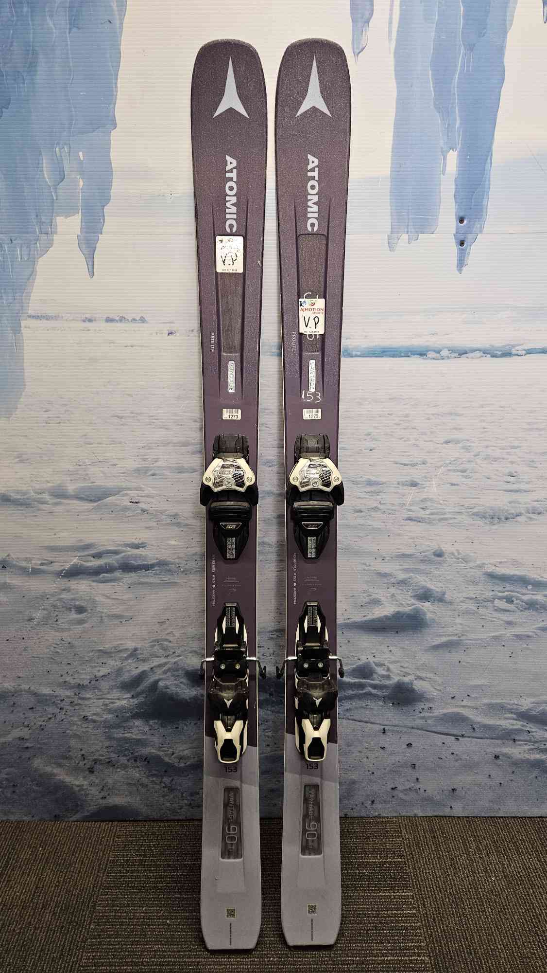 Used 2020 Atomic Vantage 90 TI 153cm Skis w/ Warden 11 Bindings