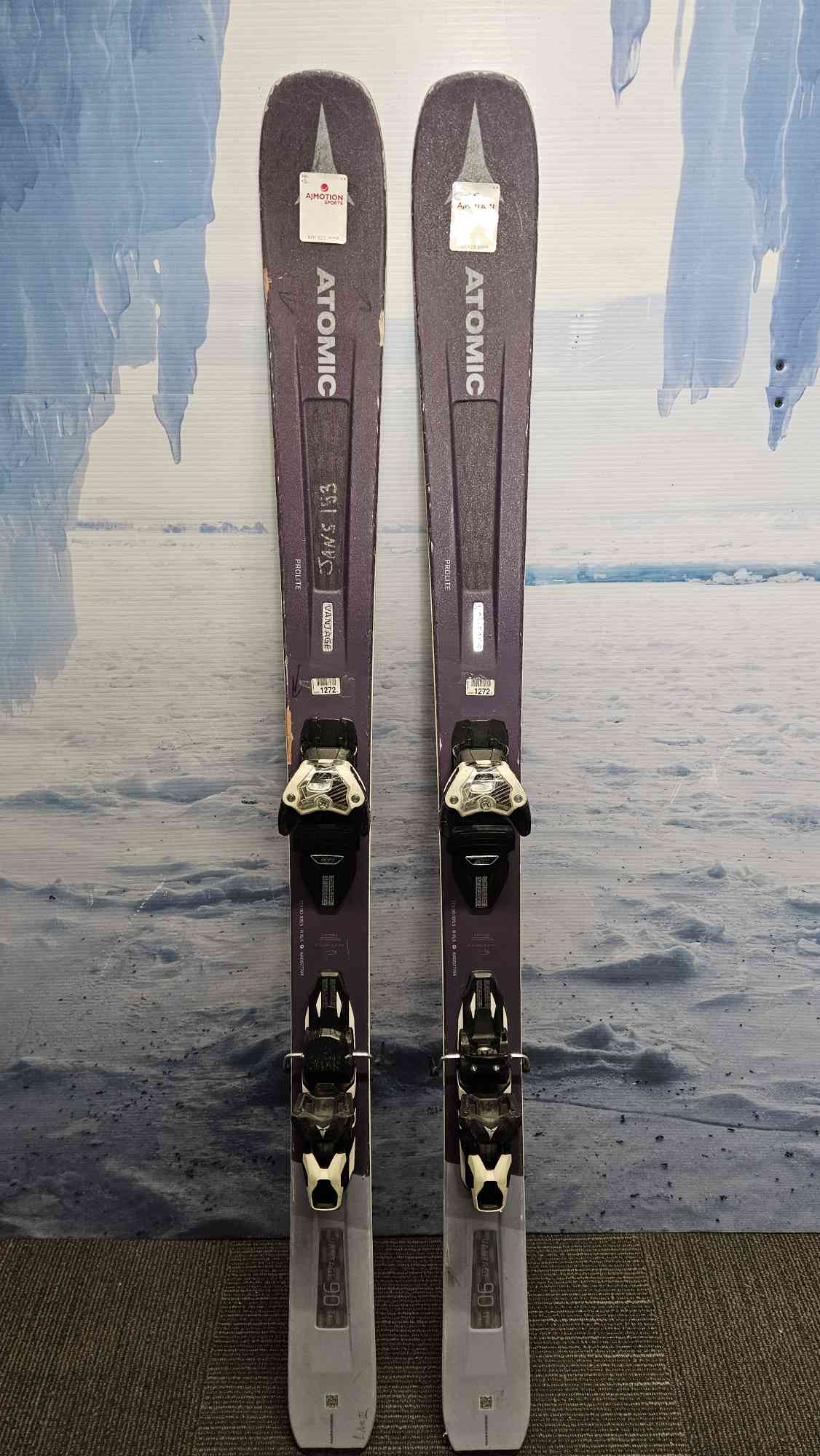 Used 2020 Atomic Vantage 90 TI 153cm Skis w/ Warden 11 Bindings