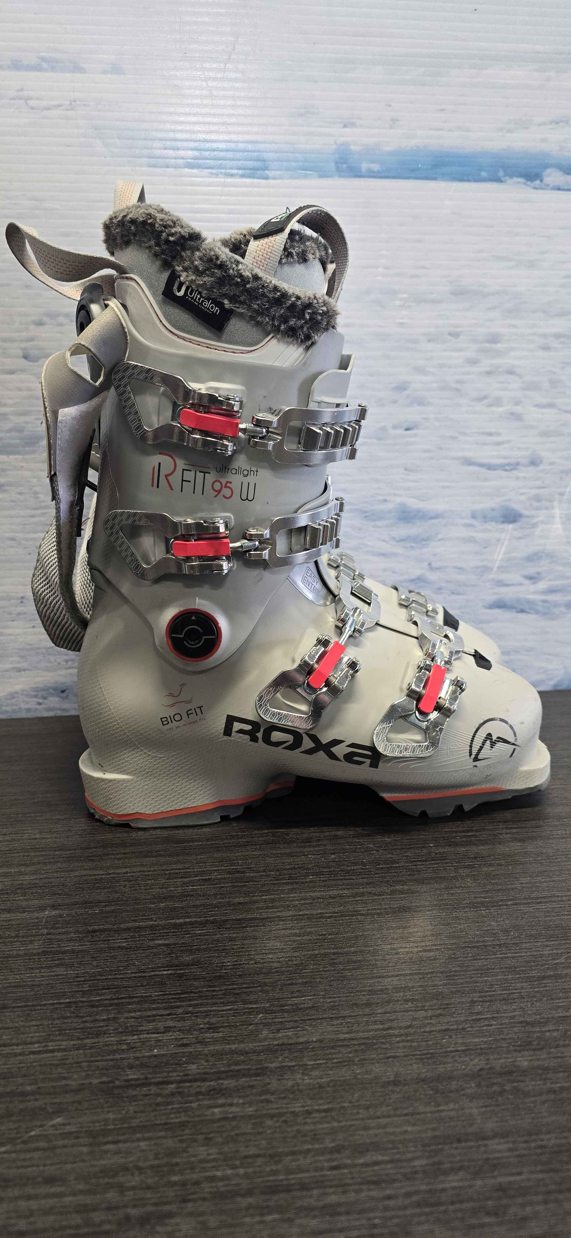 Used Roxa R Fit Pro 95 W Ultralight Ski Boot - 24.5MP