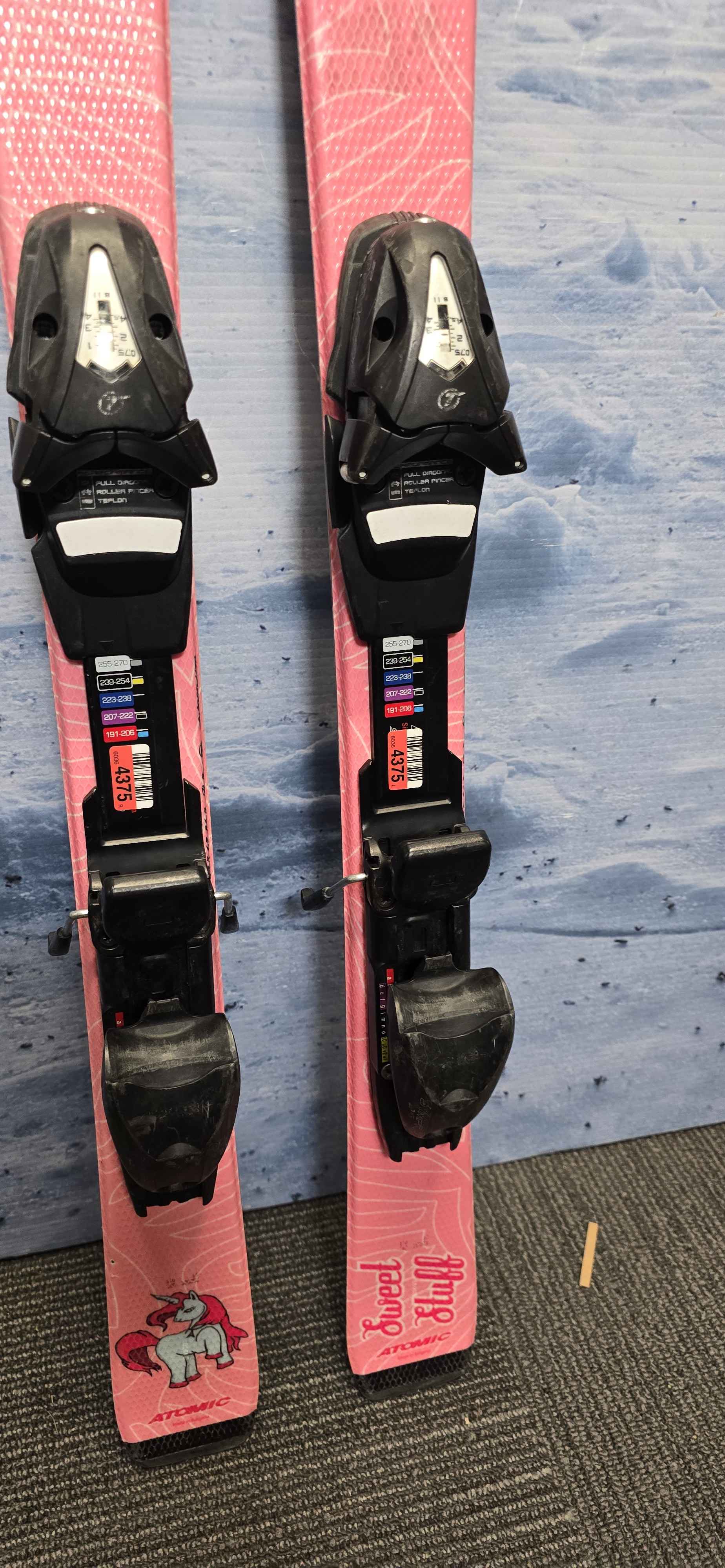 Used Atomic Sweet Fluff 110cm Jr Skis with Tyrolia SP7.5 Adjustable Binding