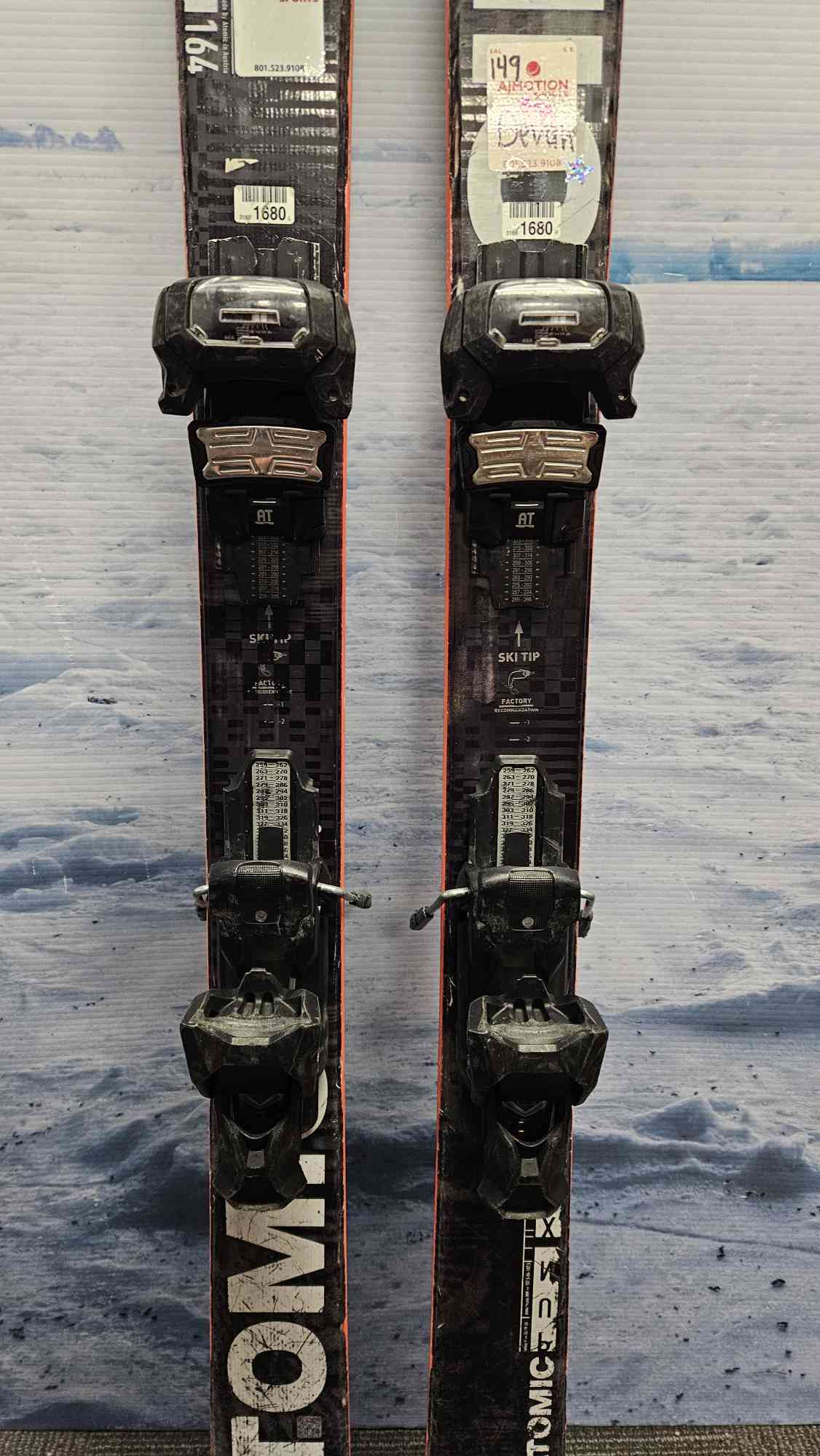 Used Atomic Punx 84 164cm Skis w/ Tyrollia Attack 13 Bindings