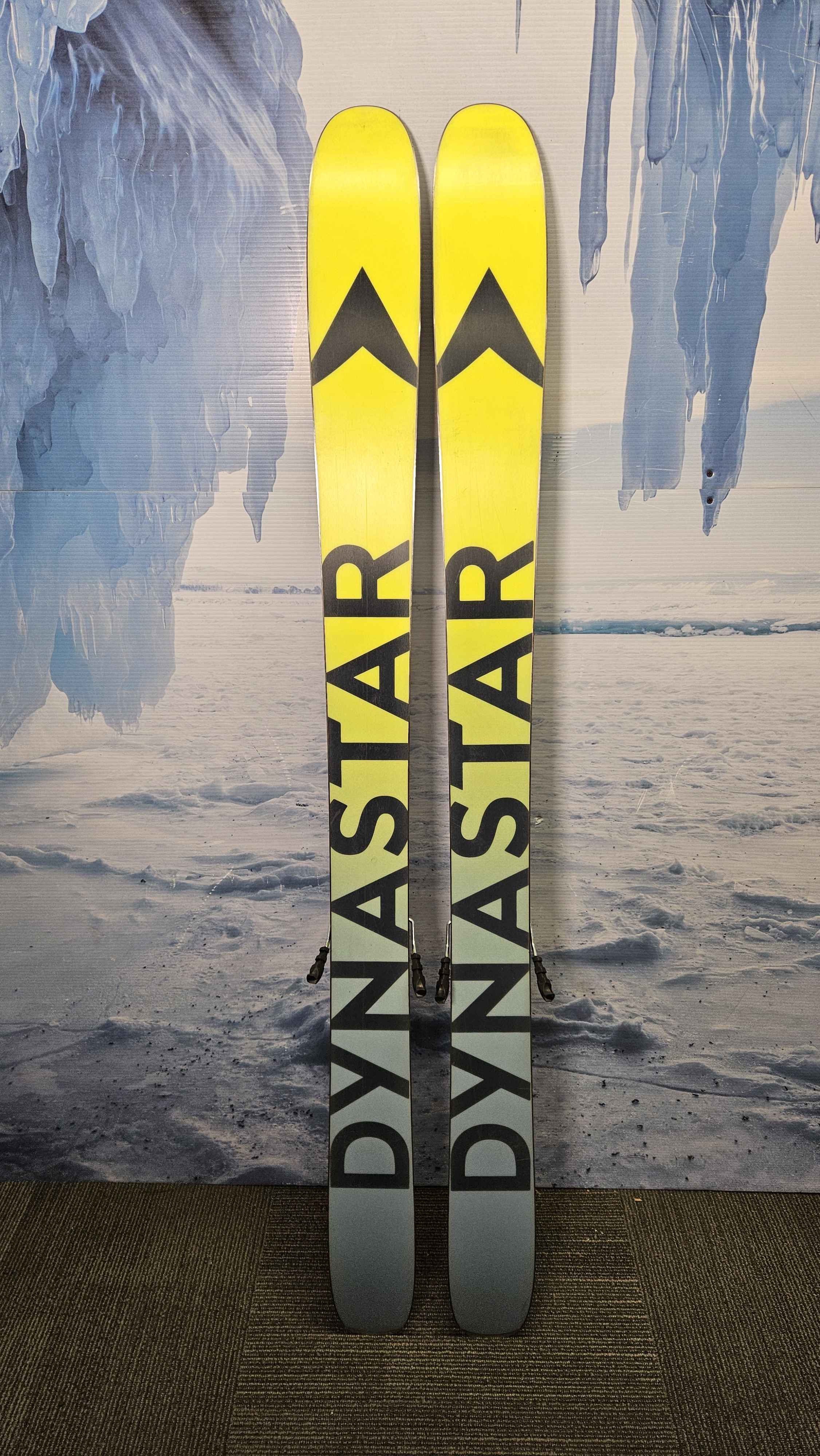 Used Dynastar M-Free 108 2024 Skis 172cm