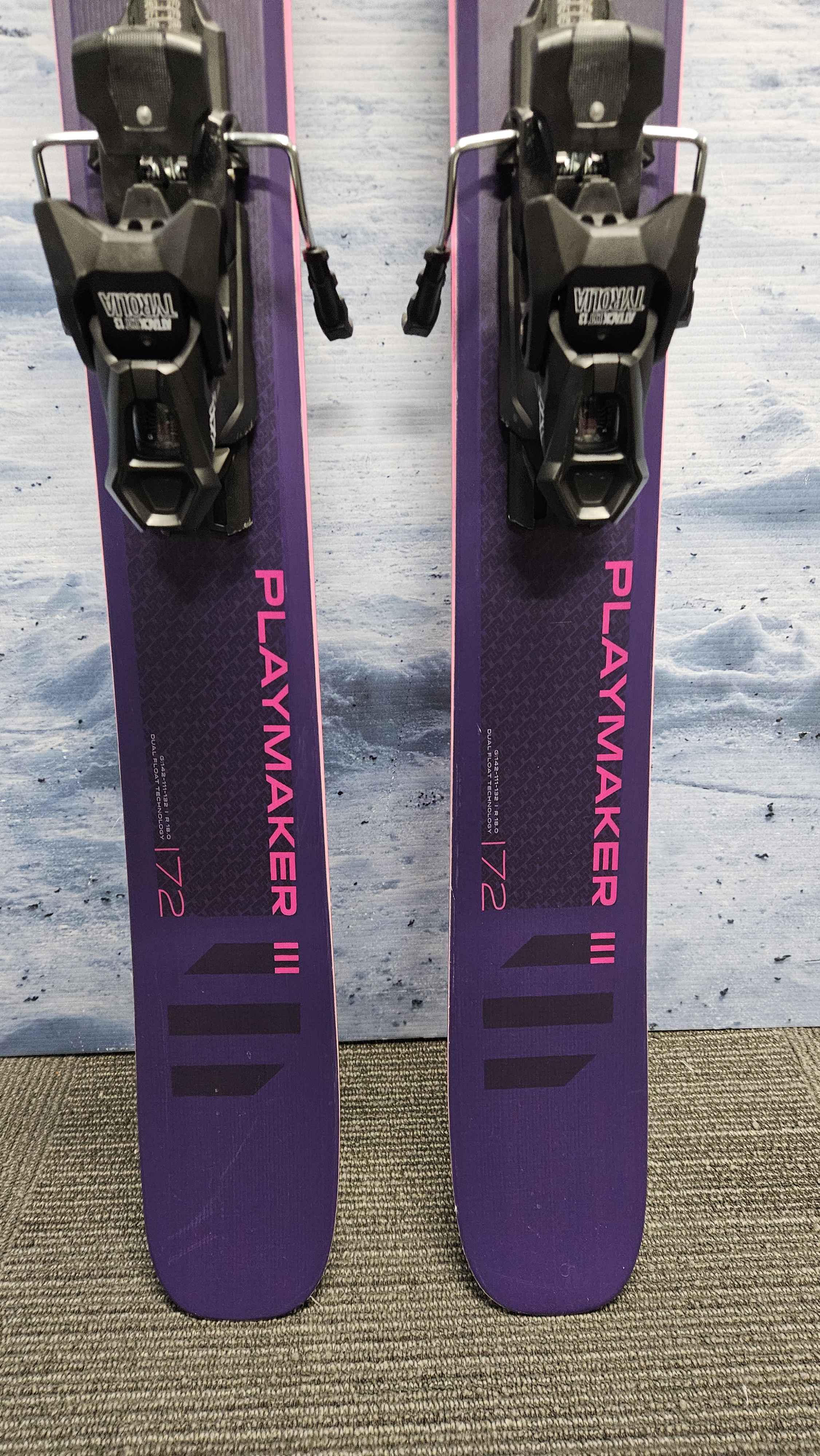 Used Elan Playmaker 111 Skis - 172cm w/ Tyrolia Attack 14 Demo Bindings