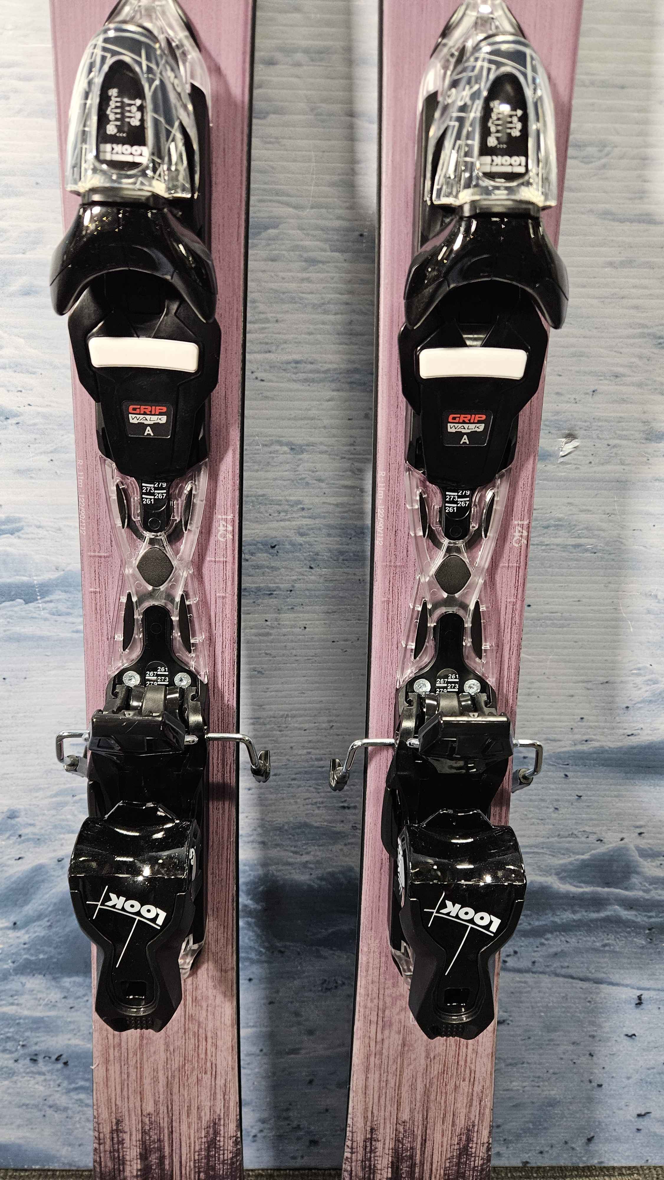 Lightly Used Rossignol Rallybird Soul 92 Skis - 146cm w/ Look Xpress 11 Demo Bindings