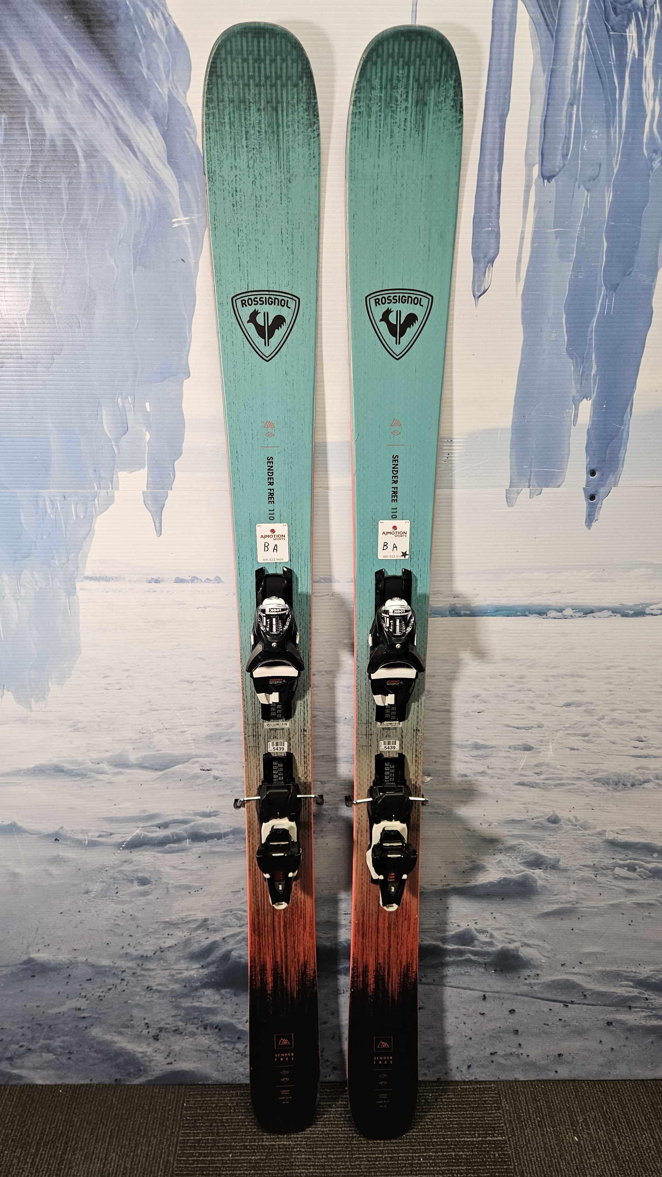 Lightly Used Rossignol Sender Free 110 Skis - 176cm w/ Look SPX 12 Demo Bindings