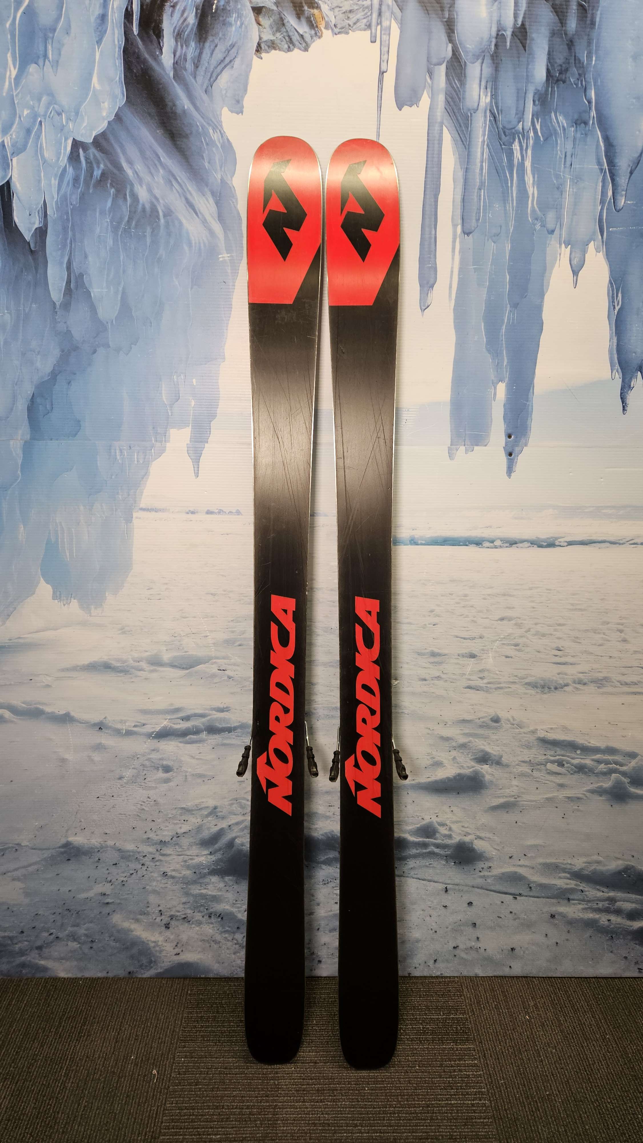 Used 2024 Nordica Enforcer 100 179cm Skis w/ Tyrollia Attack 14 Bindings