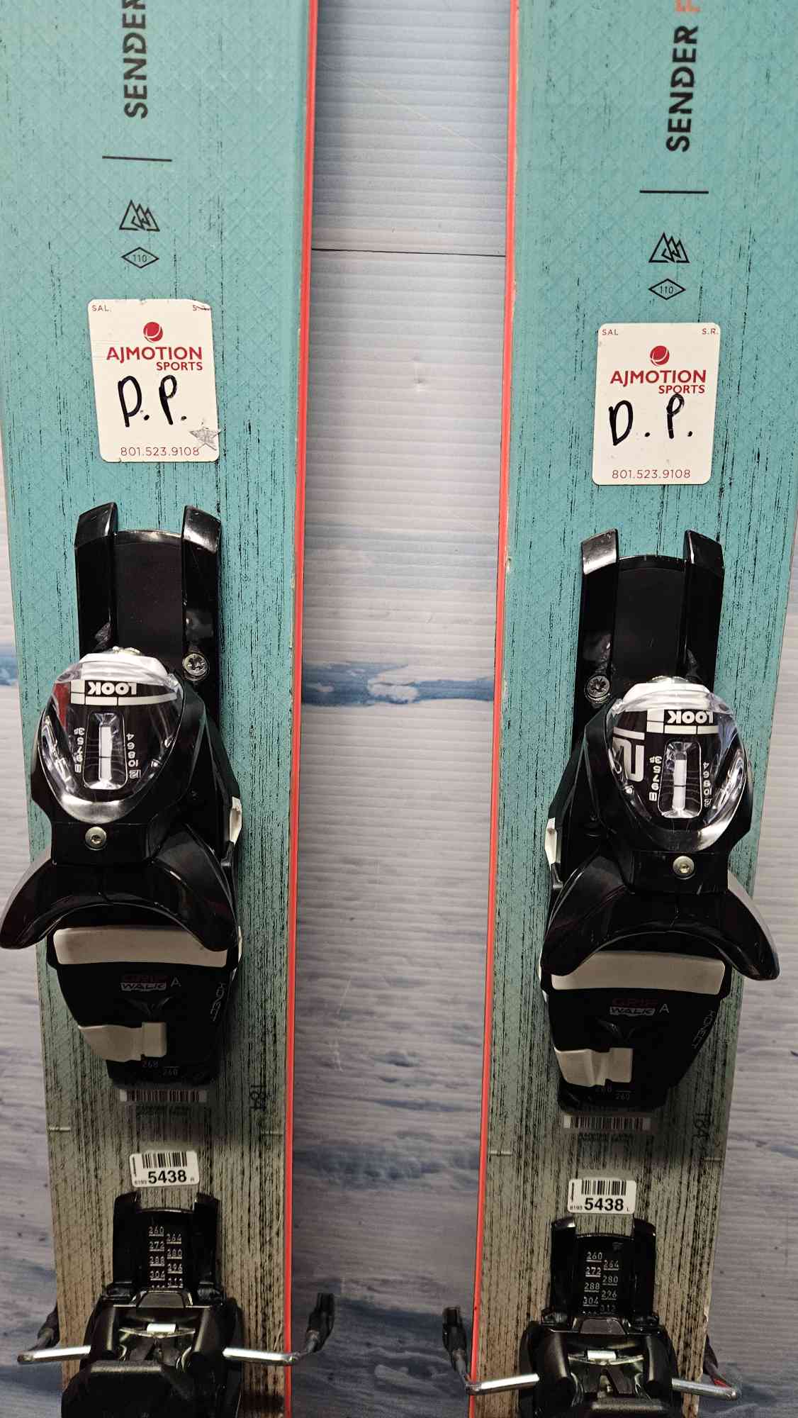 Used Rossignol Sender Free 110 Skis - 184cm w/ Look SPX 12 Demo Binding