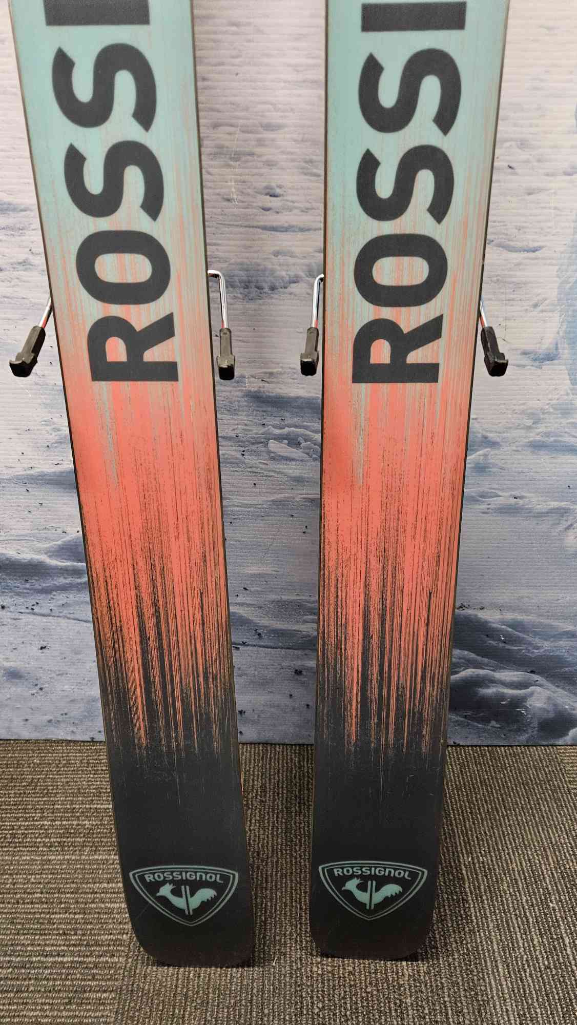 Used Rossignol Sender Free 110 Skis - 184cm w/ Look SPX 12 Demo Binding