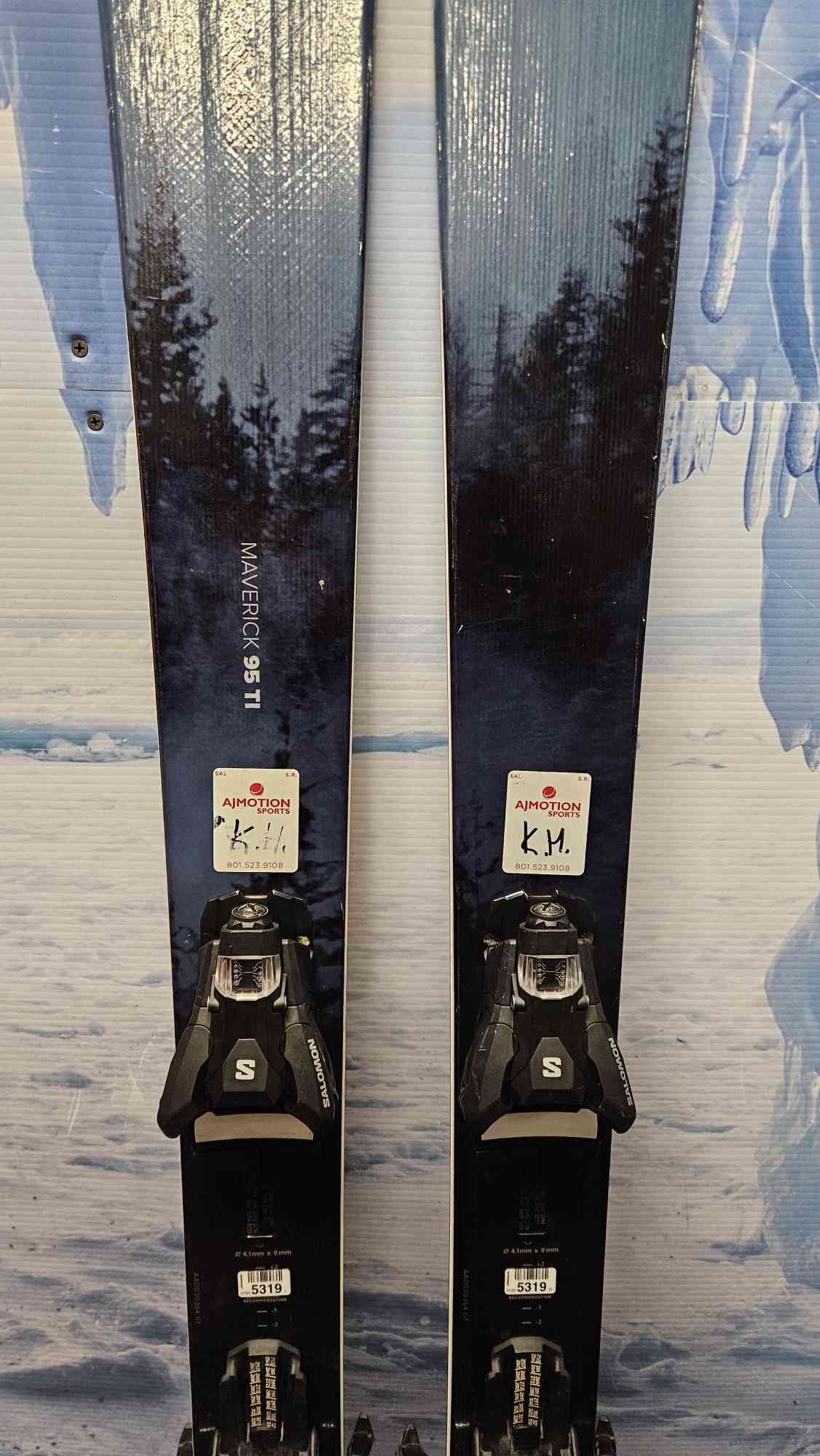 Used Atomic Maverick 95 Ti Skis - 164cm w/ Strive 13 Demo Binding