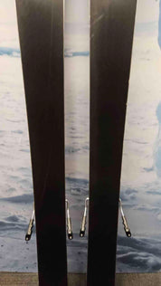 Used Atomic Maverick 95 Ti Skis - 164cm w/ Strive 13 Demo Binding