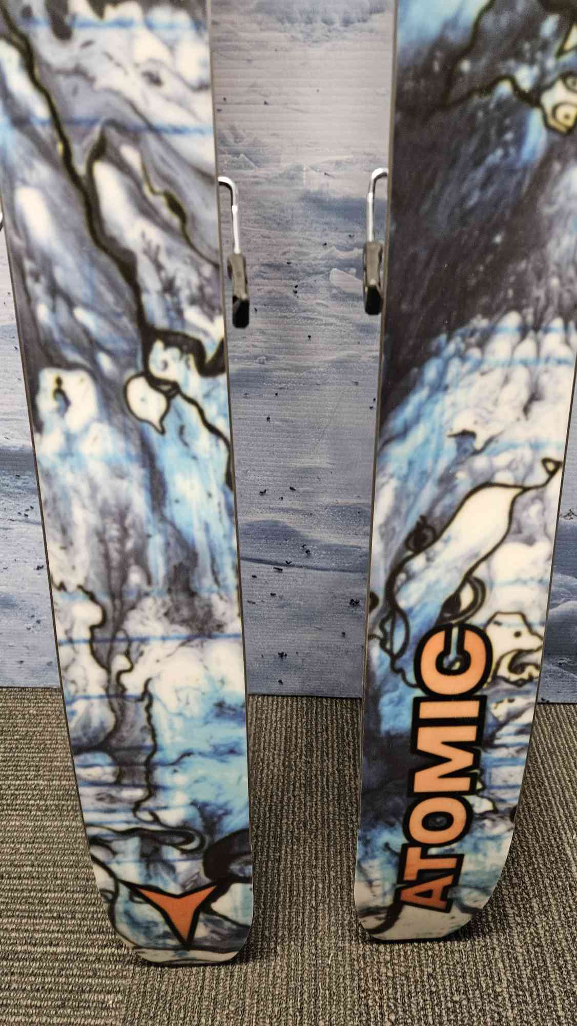 Used Atomic Bent Chetler 110 Skis - 164cm w/ Atomic Strive 11 Demo Binding