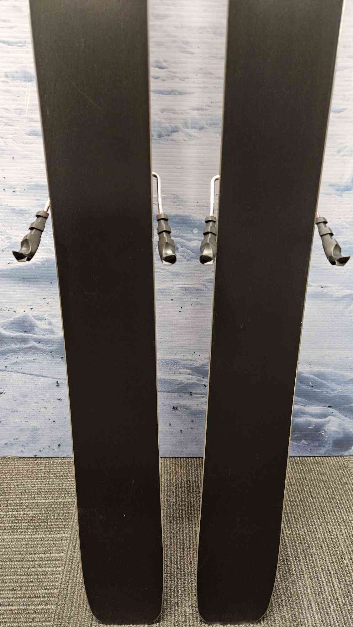 Used Salomon QST 92 Skis - 185cm w/ Tyrolia Attack 13 Demo Binding