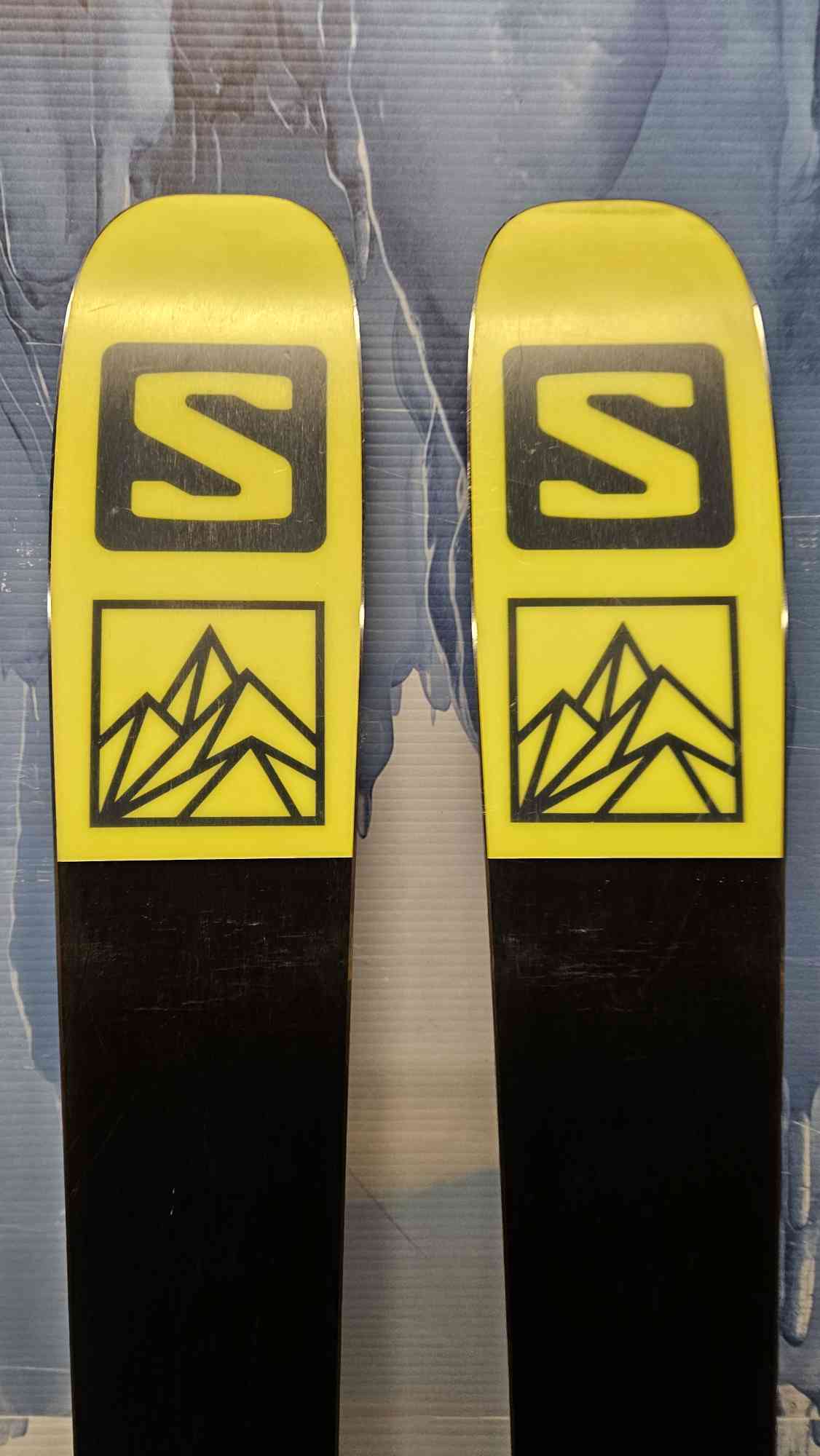 Used Salomon QST 92 Skis - 185cm w/ Tyrolia Attack 13 Demo Binding