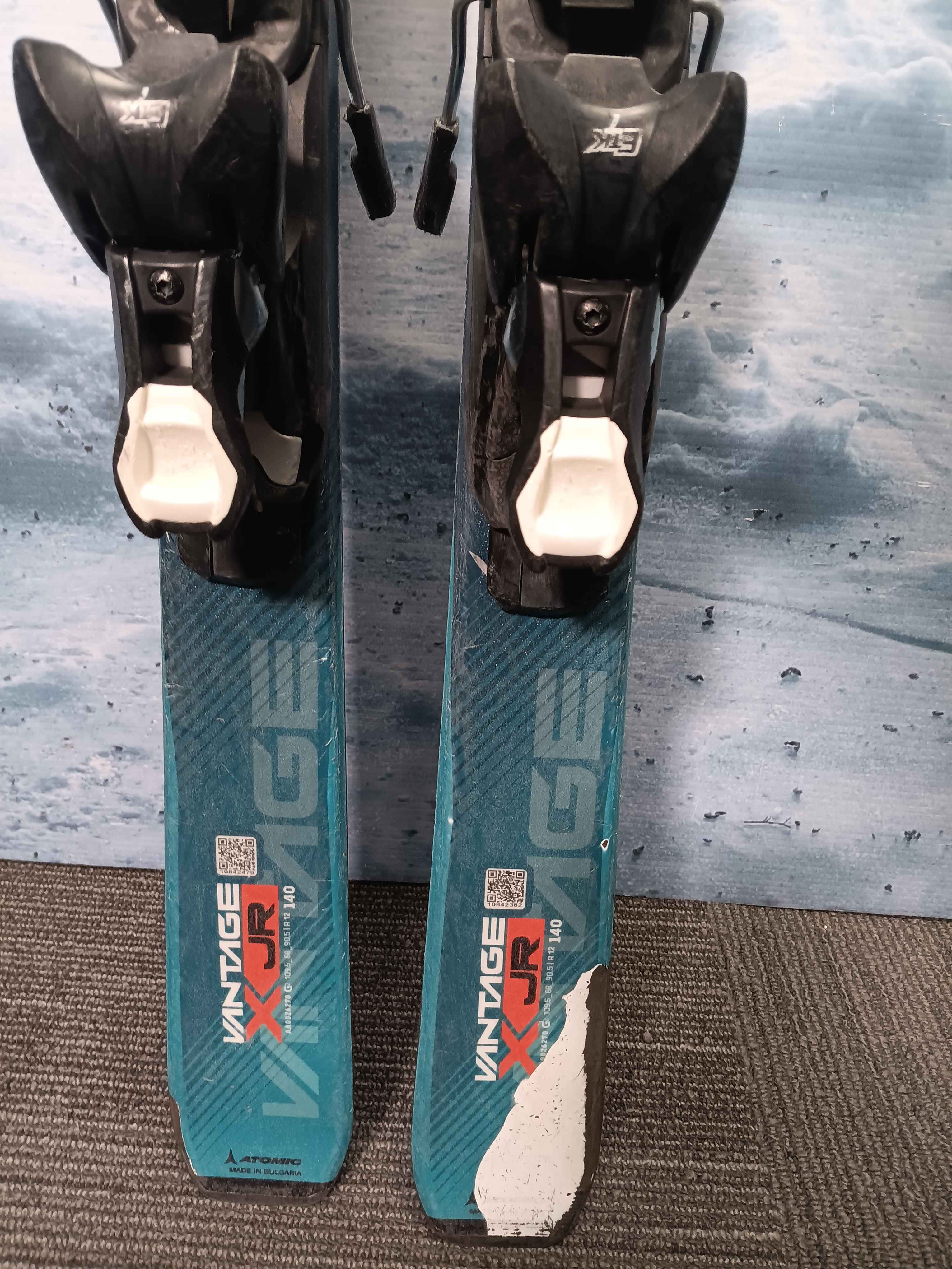 Used Atomic Vantage X Jr 68 Youth Ski w/ Salomon Ez Trak 7.5 Demo Bindings - 140CM