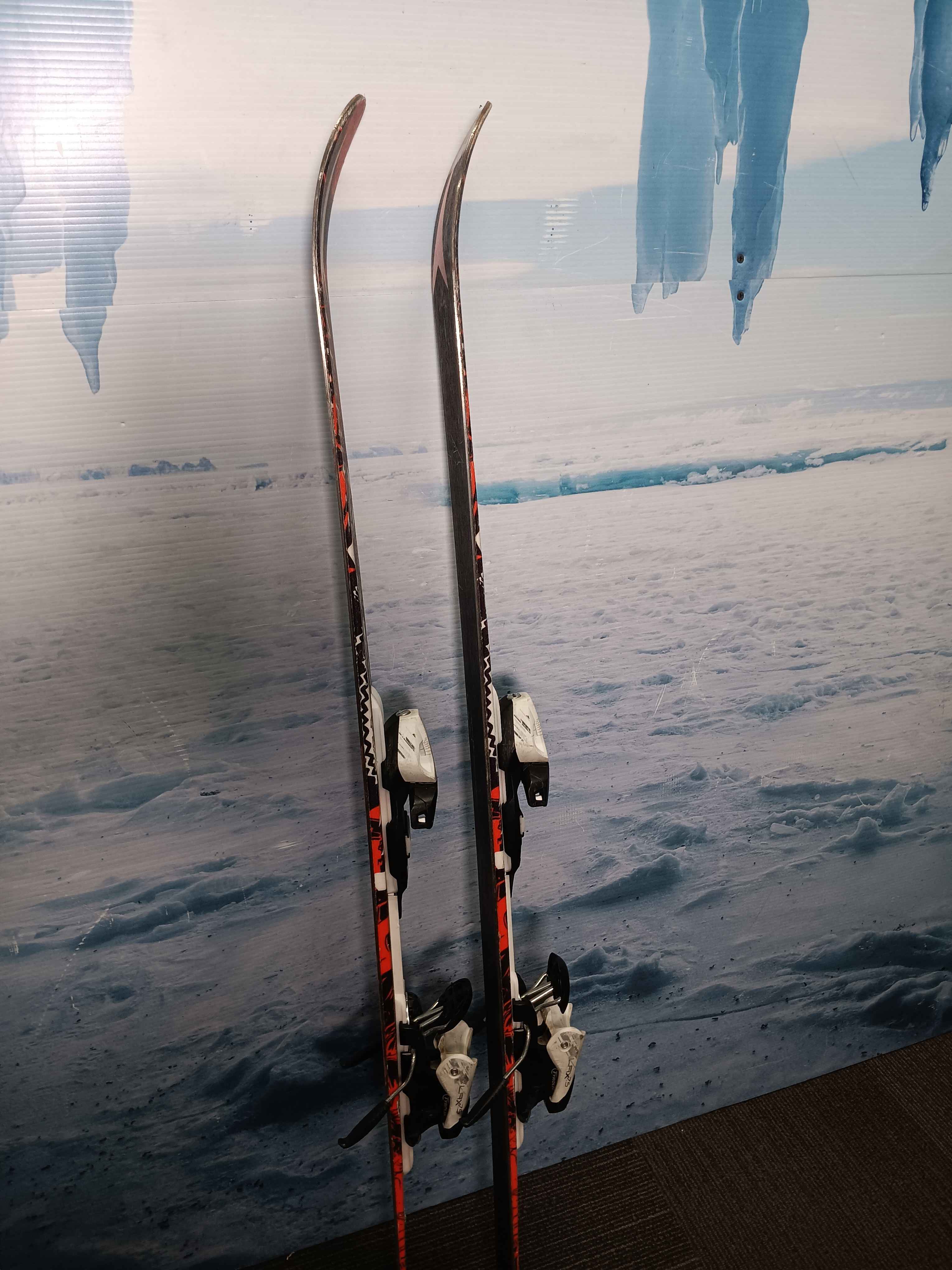 Used Atomic Punx 86 Youth Kids Ski w/ Tyrolia Lrx 7.5 Demo Bindings - 140CM