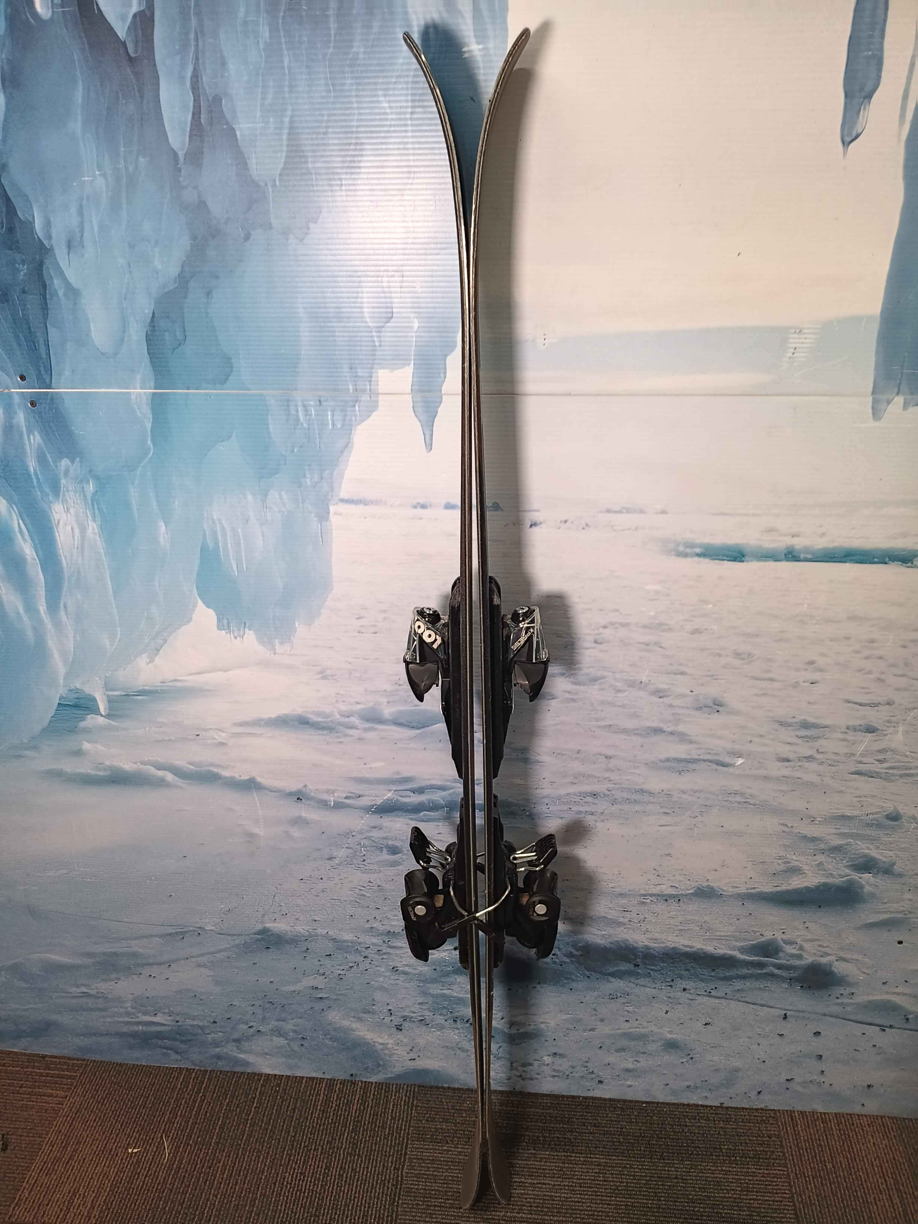 Used  Rossignol  Sender 90 Pro Ski w/ Look  Xpress 10 GW Demo Bindings - 150CM