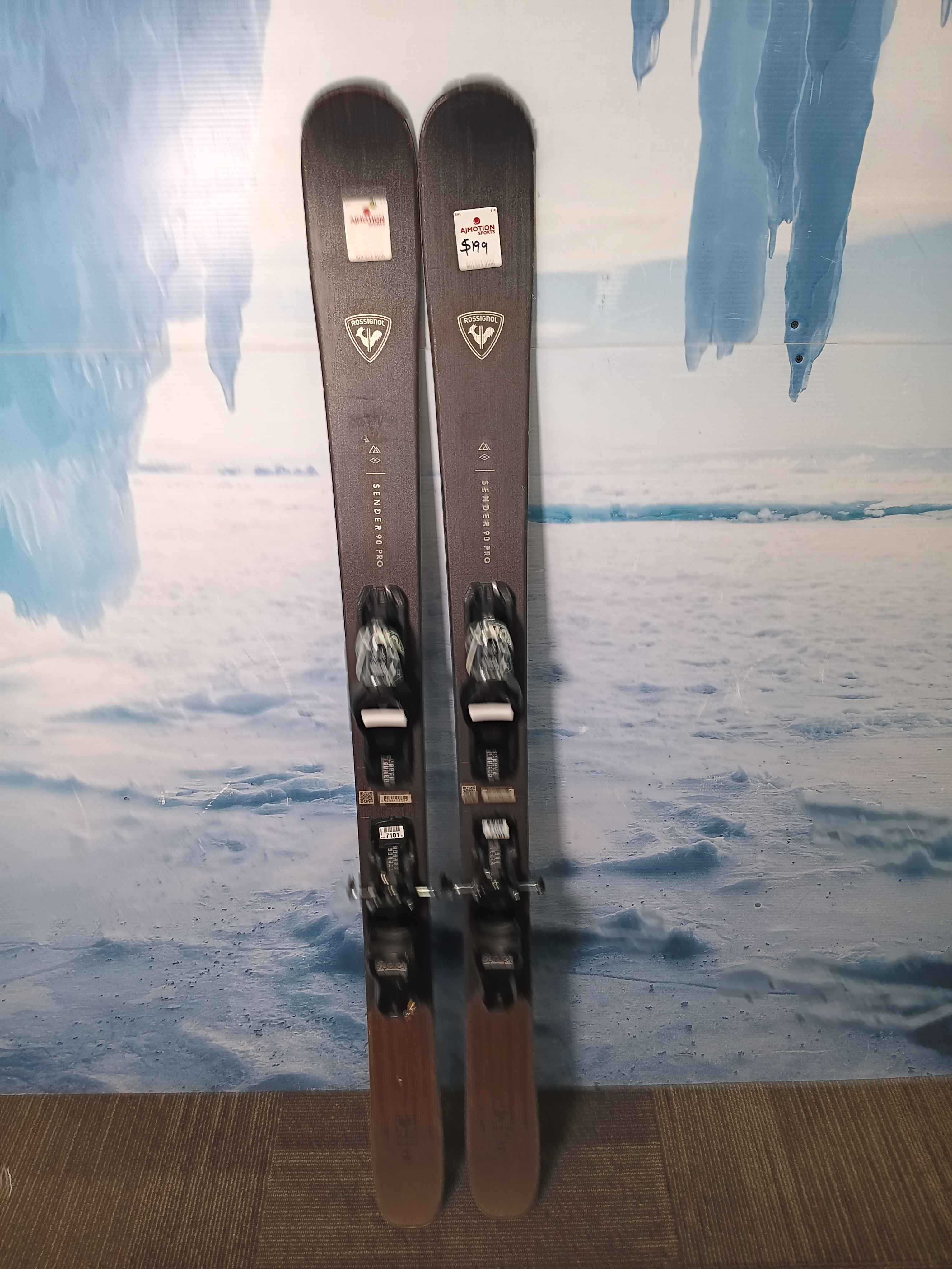 Used  Rossignol  Sender 90 Pro Ski w/ Look  Xpress 10 GW Demo Bindings - 150cm