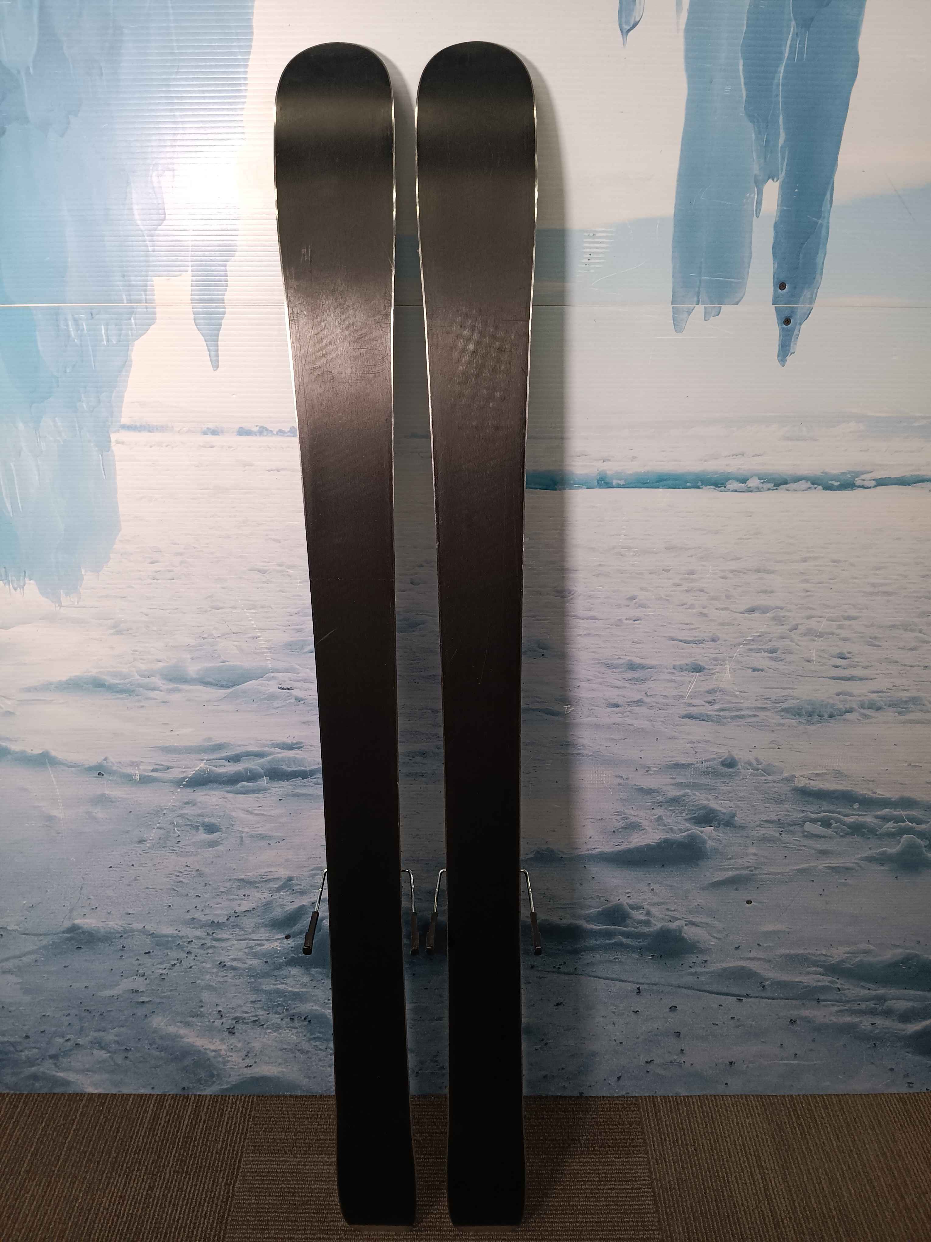 Used  Rossignol  Sender 90 Pro Ski w/ Look  Xpress 10 GW Demo Bindings - 150cm