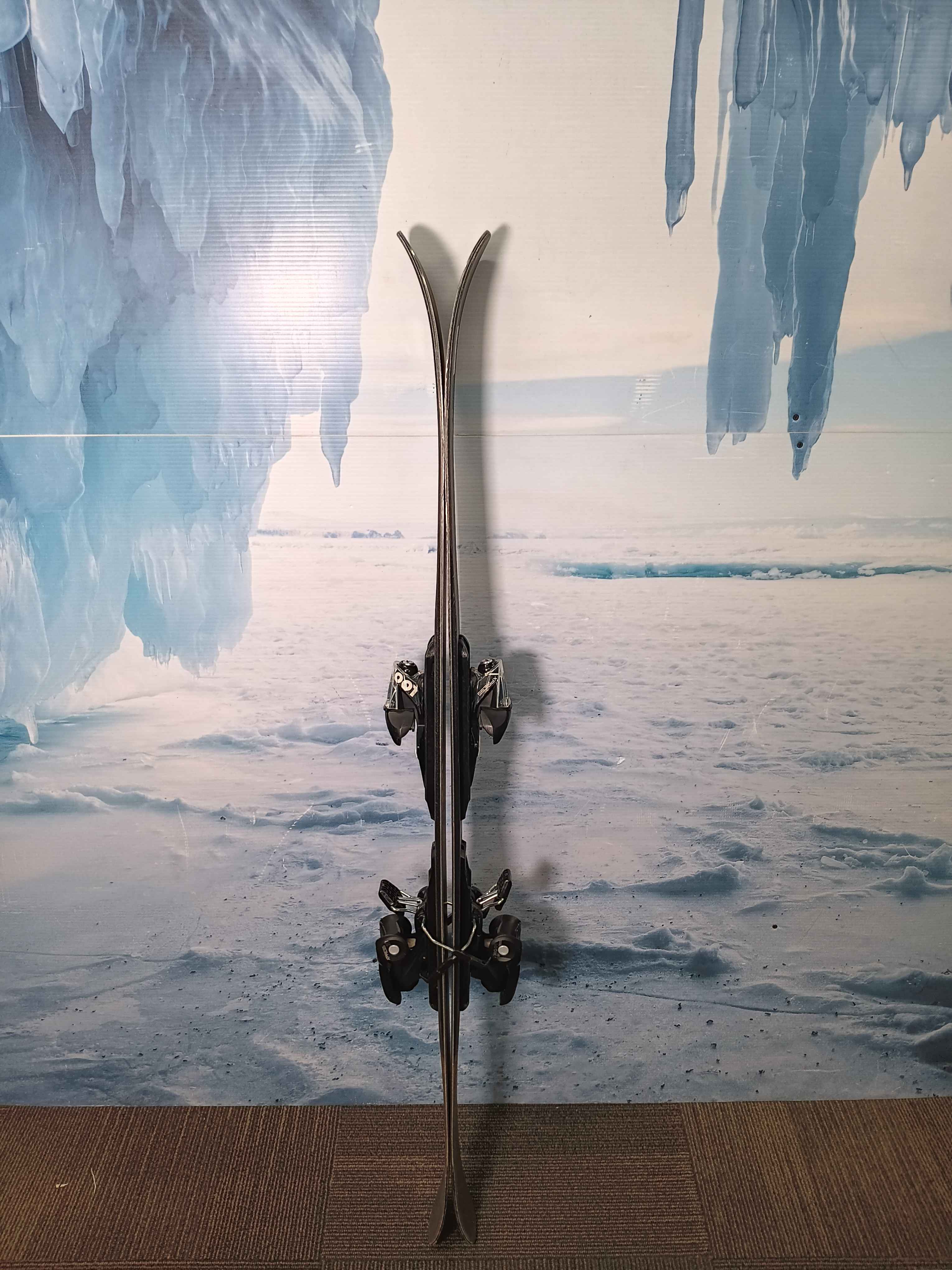 Used  Rossignol  Sender 90 Pro Ski w/ Look  Xpress 10 GW Demo Bindings - 150cm