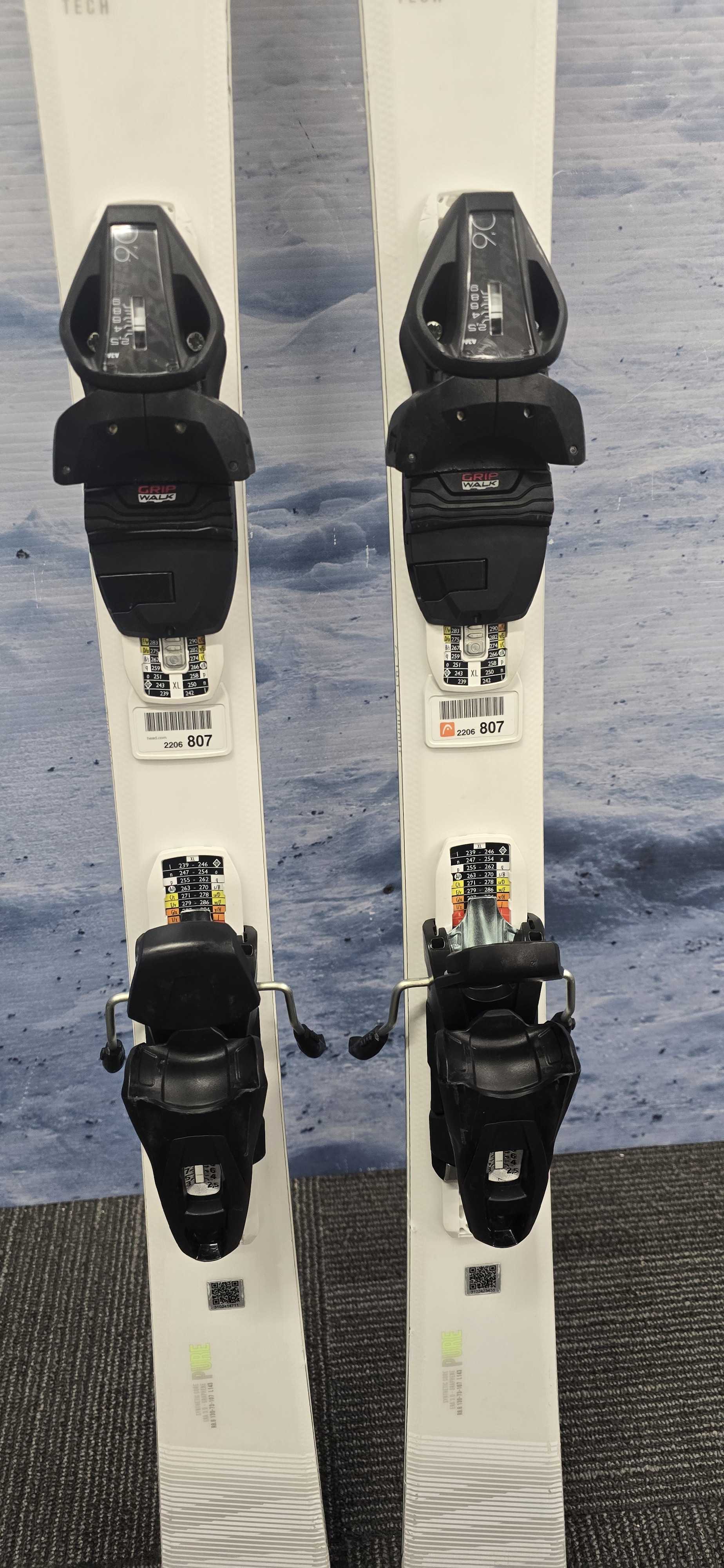 Used Head Pure Joy 143 Cm Skis w/ Tyrolia SLR 90 Bindings