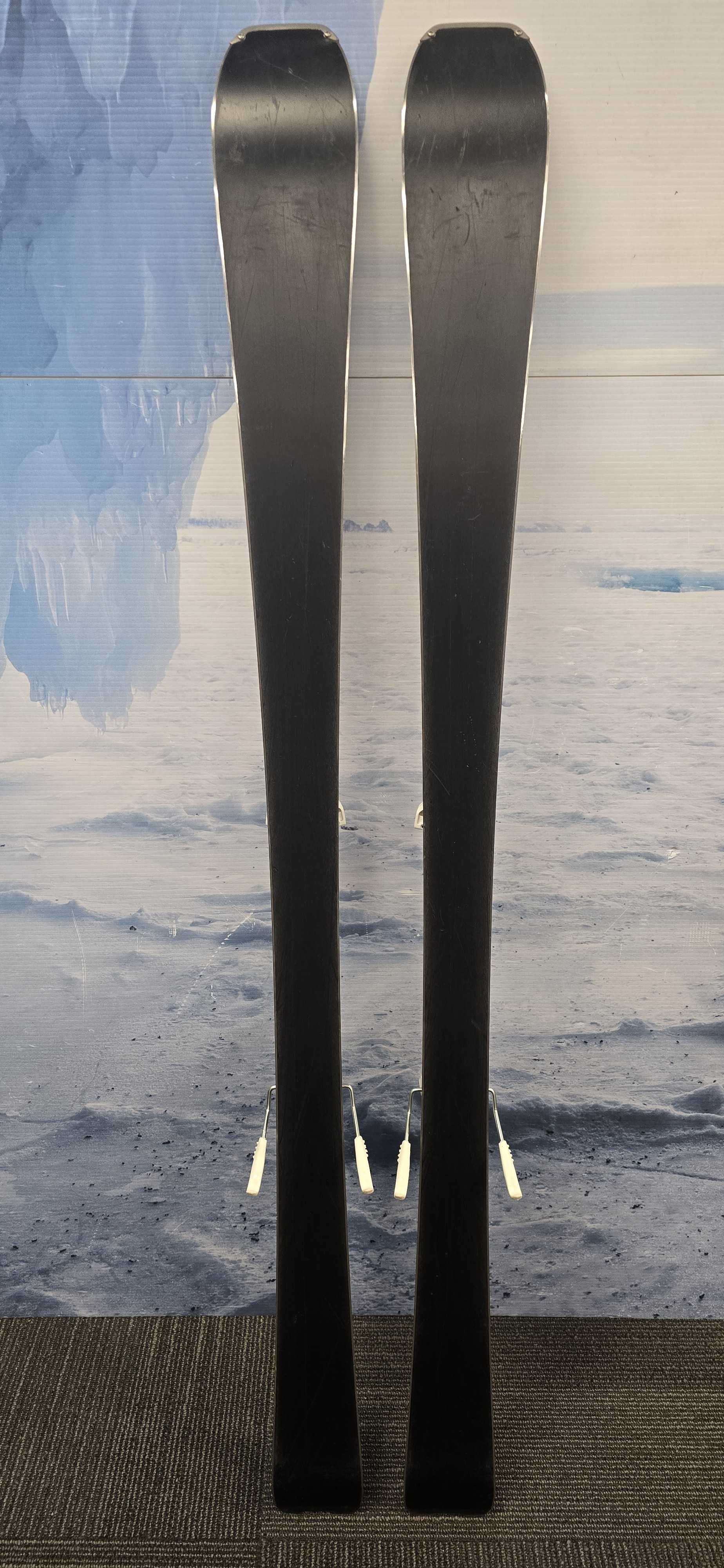 Used Head Easy Joy 153Cm Skis w/ Tyrolia SLR 9.0 GW Bindings