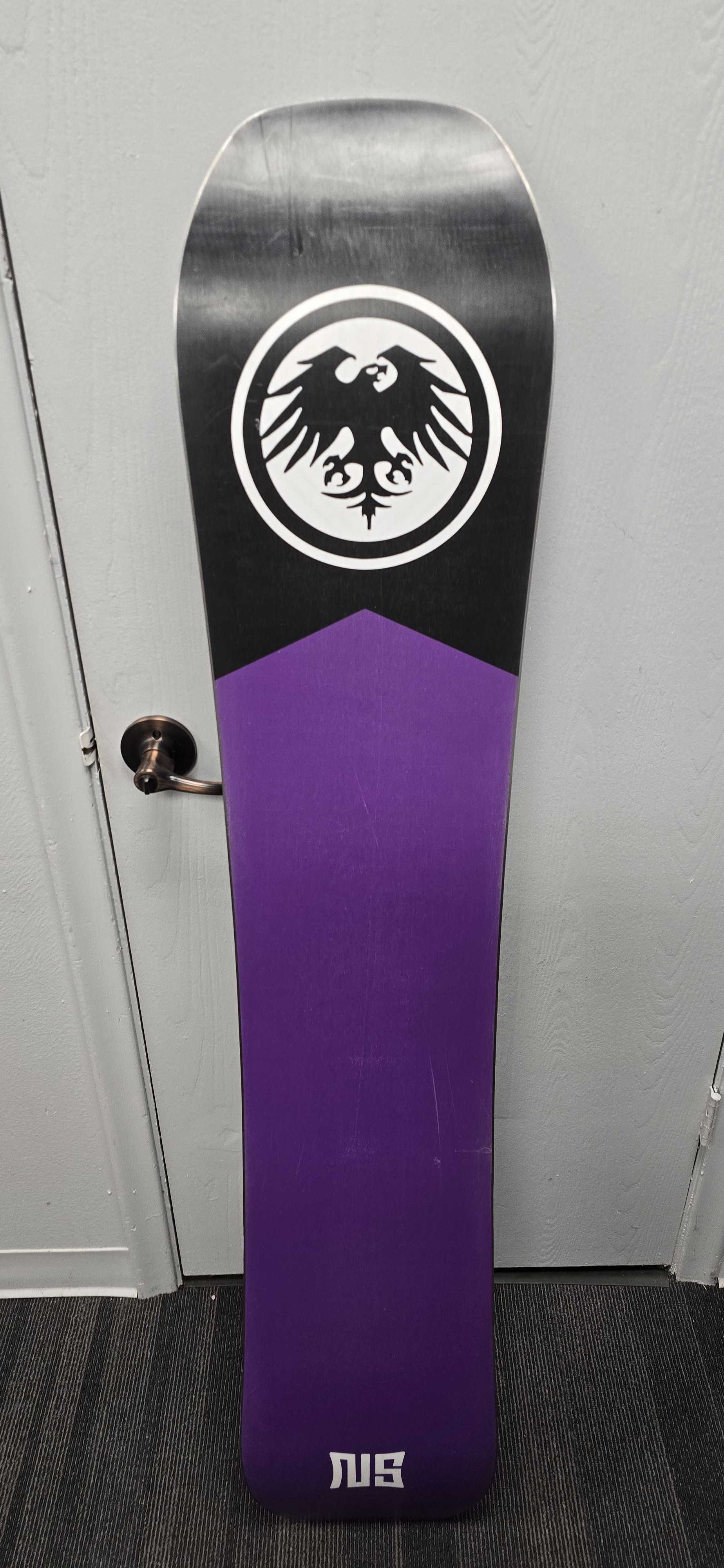 Never Summer W's Proto Type 3 151cm Snowboard - Lightly Used (2026)