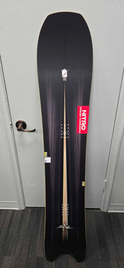Nitro Squash 163cm Snowboard - Lightly Used