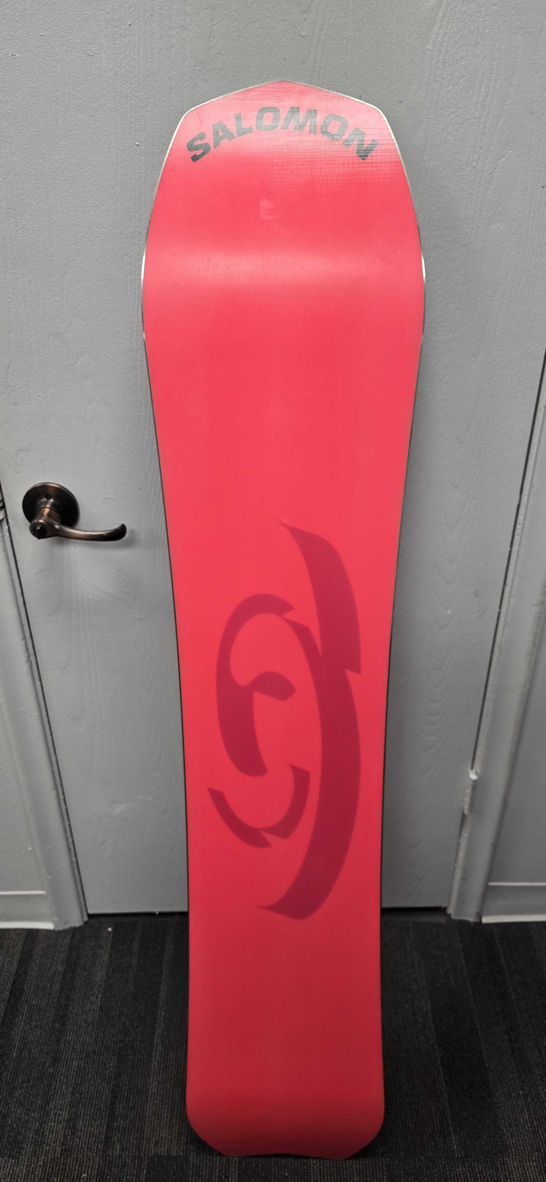 Salomon Dancehaul 147cm Snowboard - Lightly Used (2026)
